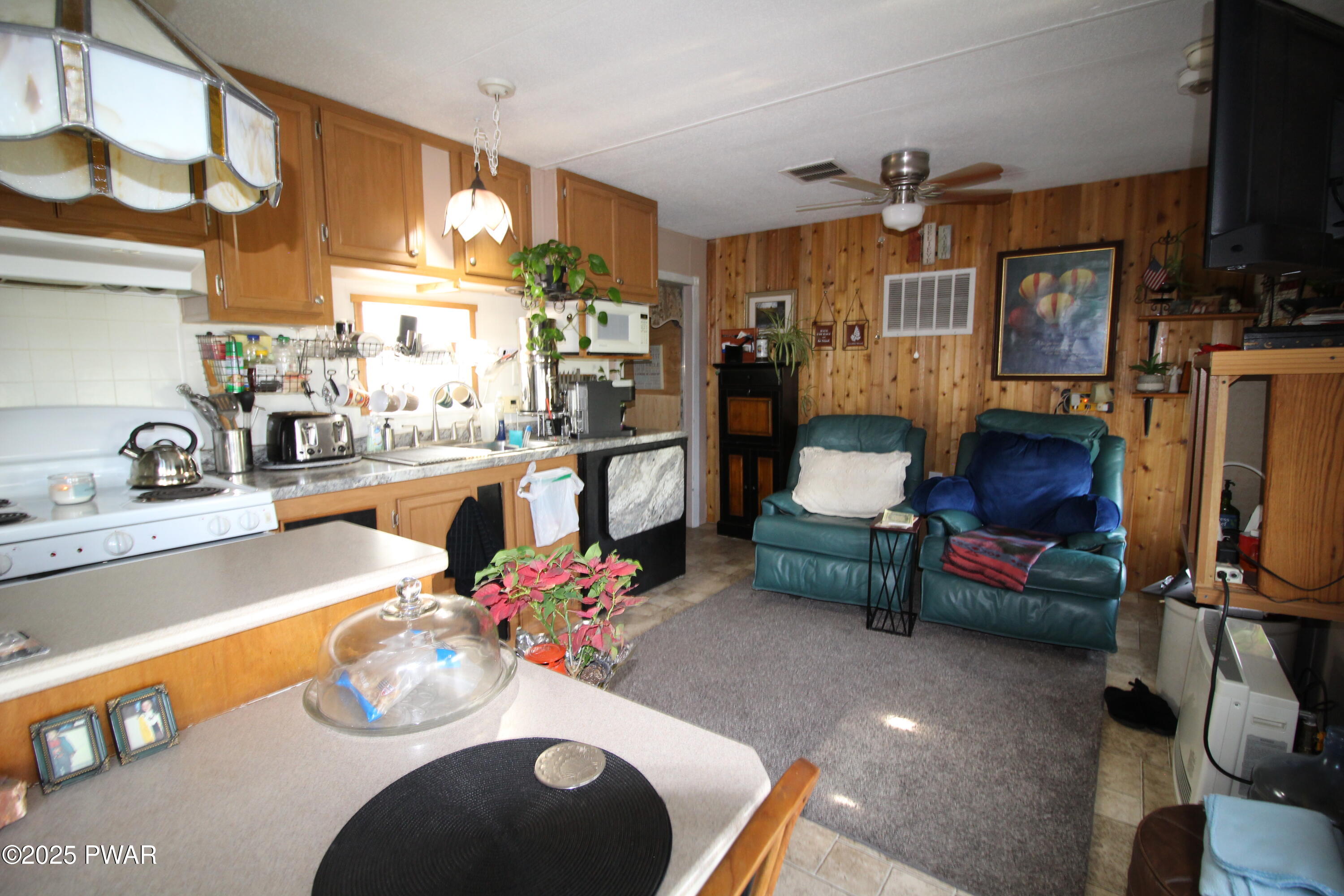 123 Buckingham Heights, Moscow, Pennsylvania image 5