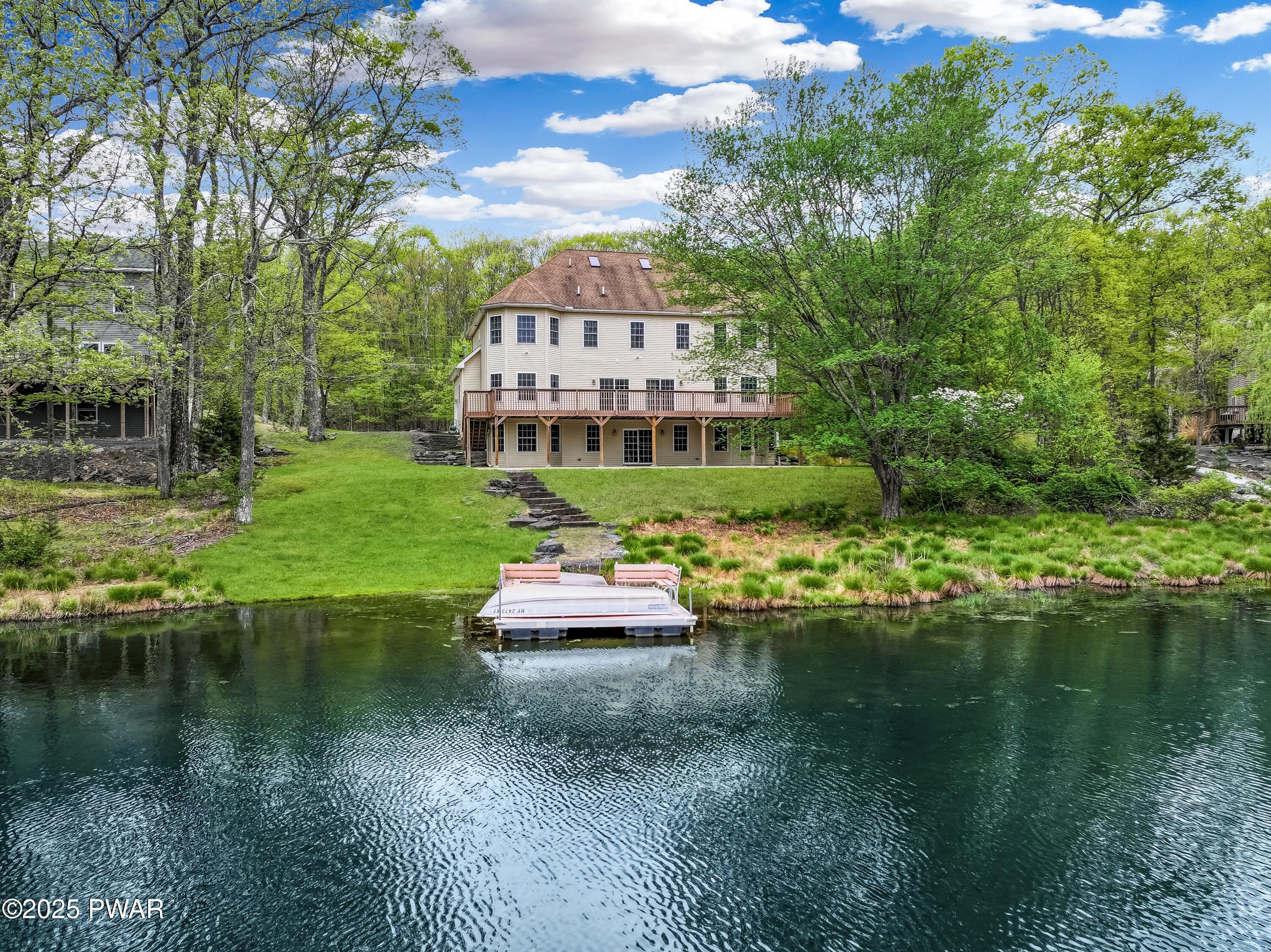 129 Lakewood Drive, Dingmans Ferry, Pennsylvania image 6