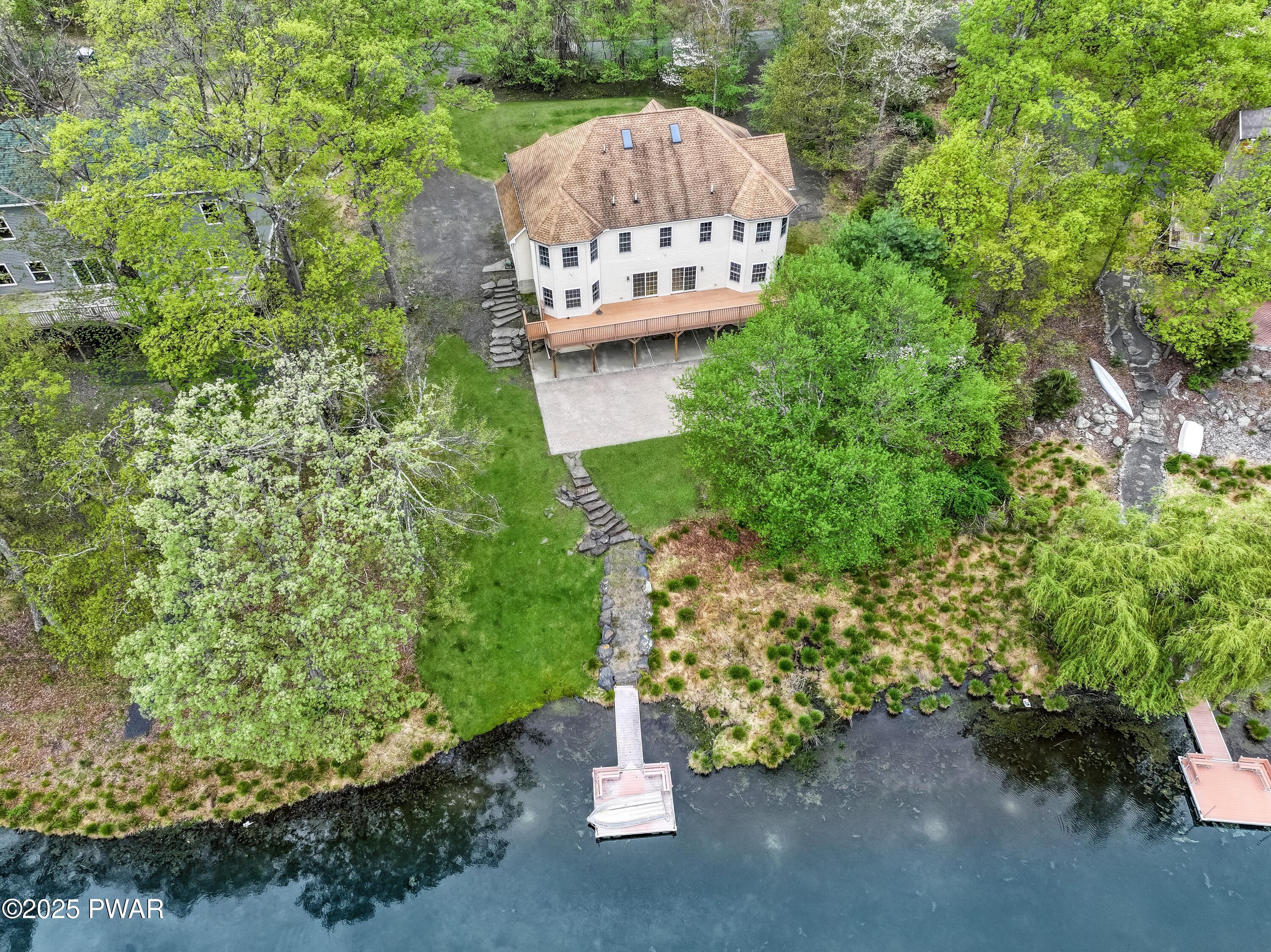 129 Lakewood Drive, Dingmans Ferry, Pennsylvania image 7