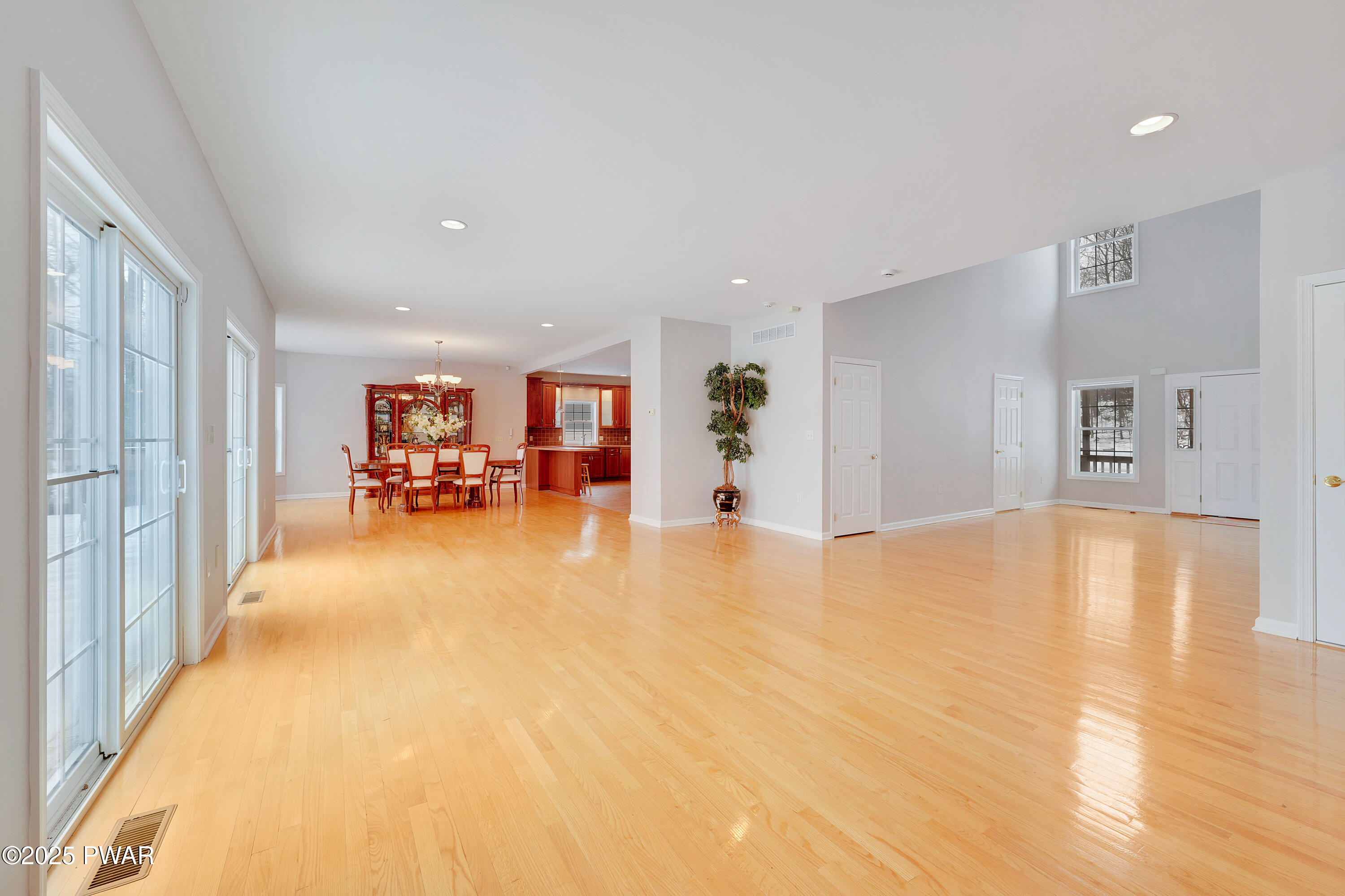 129 Lakewood Drive, Dingmans Ferry, Pennsylvania image 15