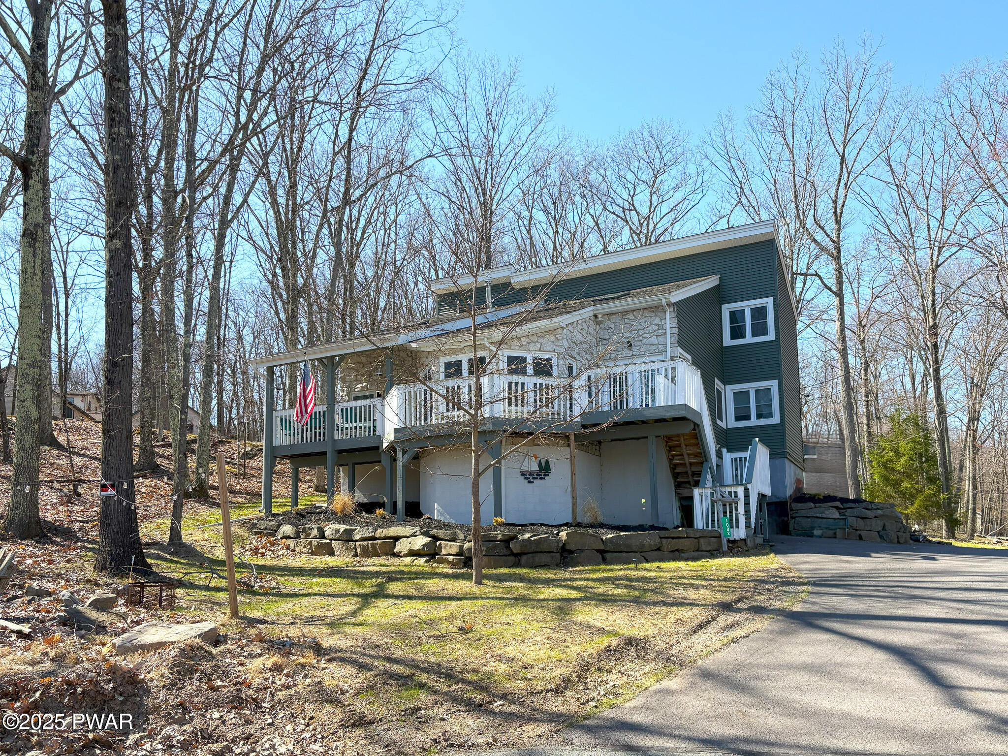 1082 Sunrise Terrace, Lake Ariel, Pennsylvania image 1