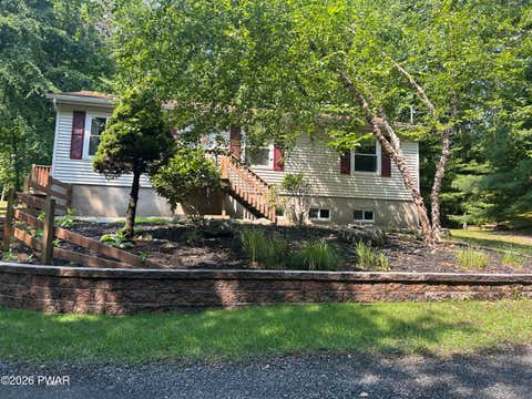 Homes For Sale - 125 Birch Leaf Drive<br/> Milford, PA 18337
