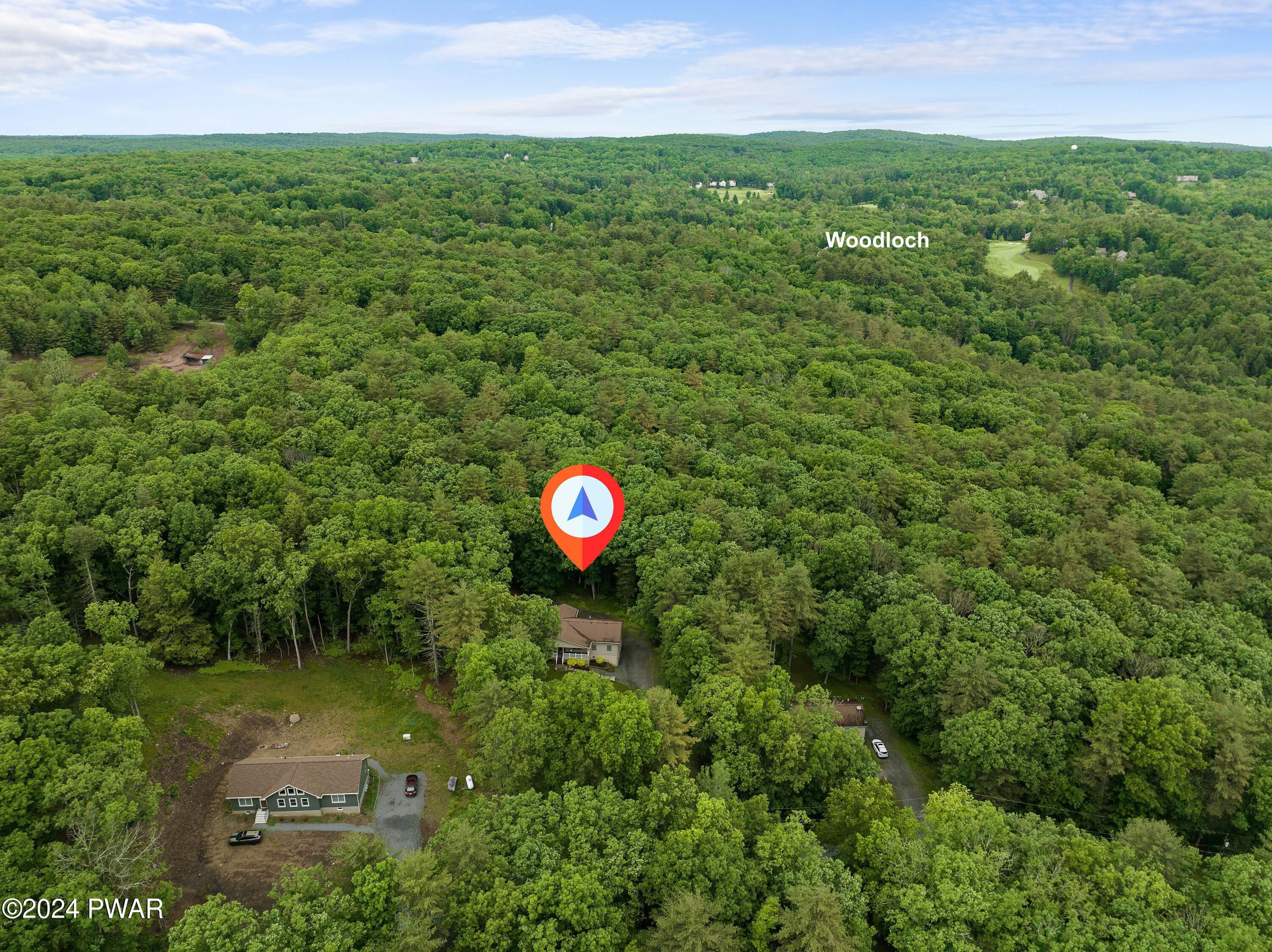 Hawley, Pennsylvania 18428, United States, 3 Bedrooms Bedrooms, ,4 BathroomsBathrooms,Residential,Pending,56465