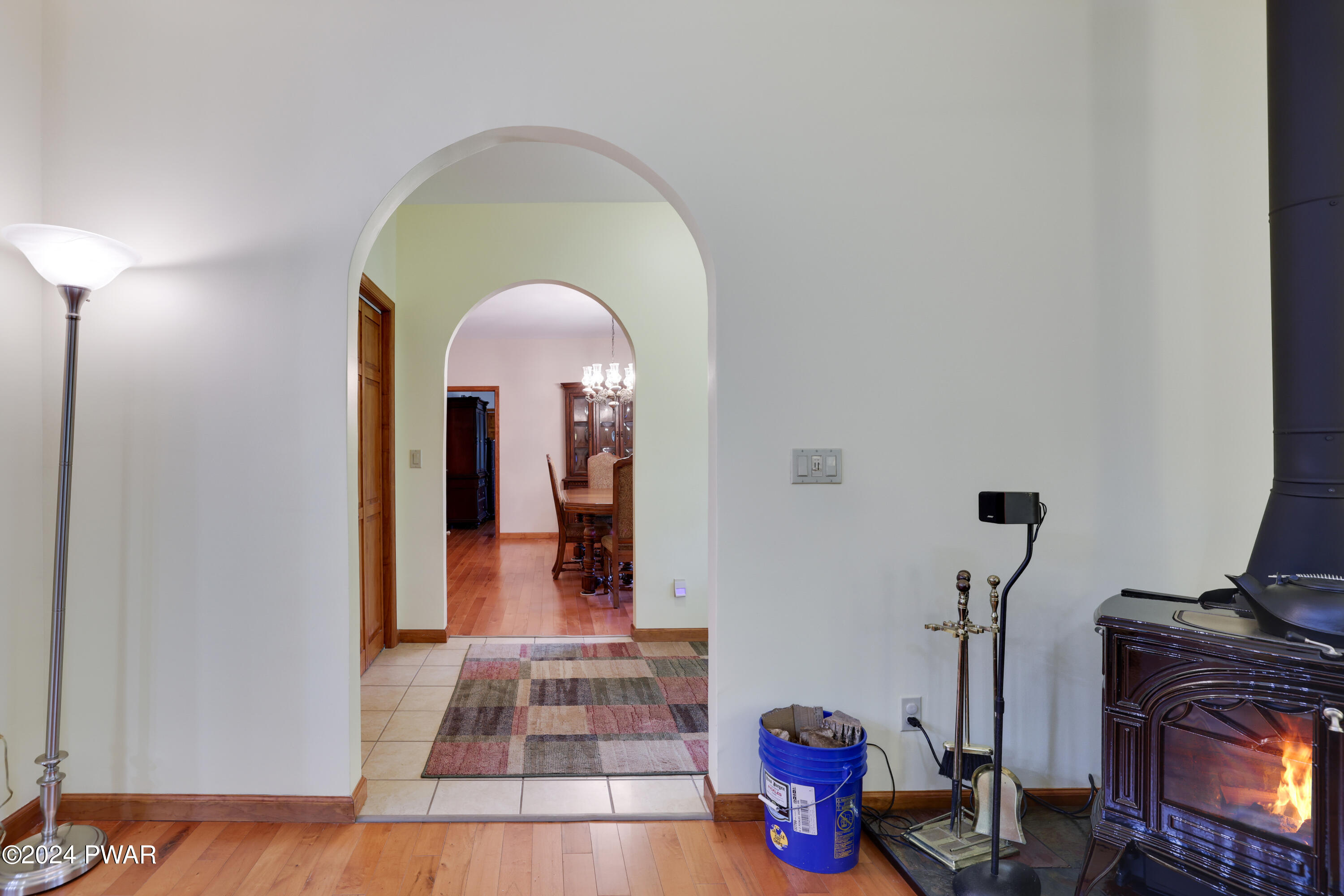 Hawley, Pennsylvania 18428, United States, 3 Bedrooms Bedrooms, ,4 BathroomsBathrooms,Residential,Pending,56465