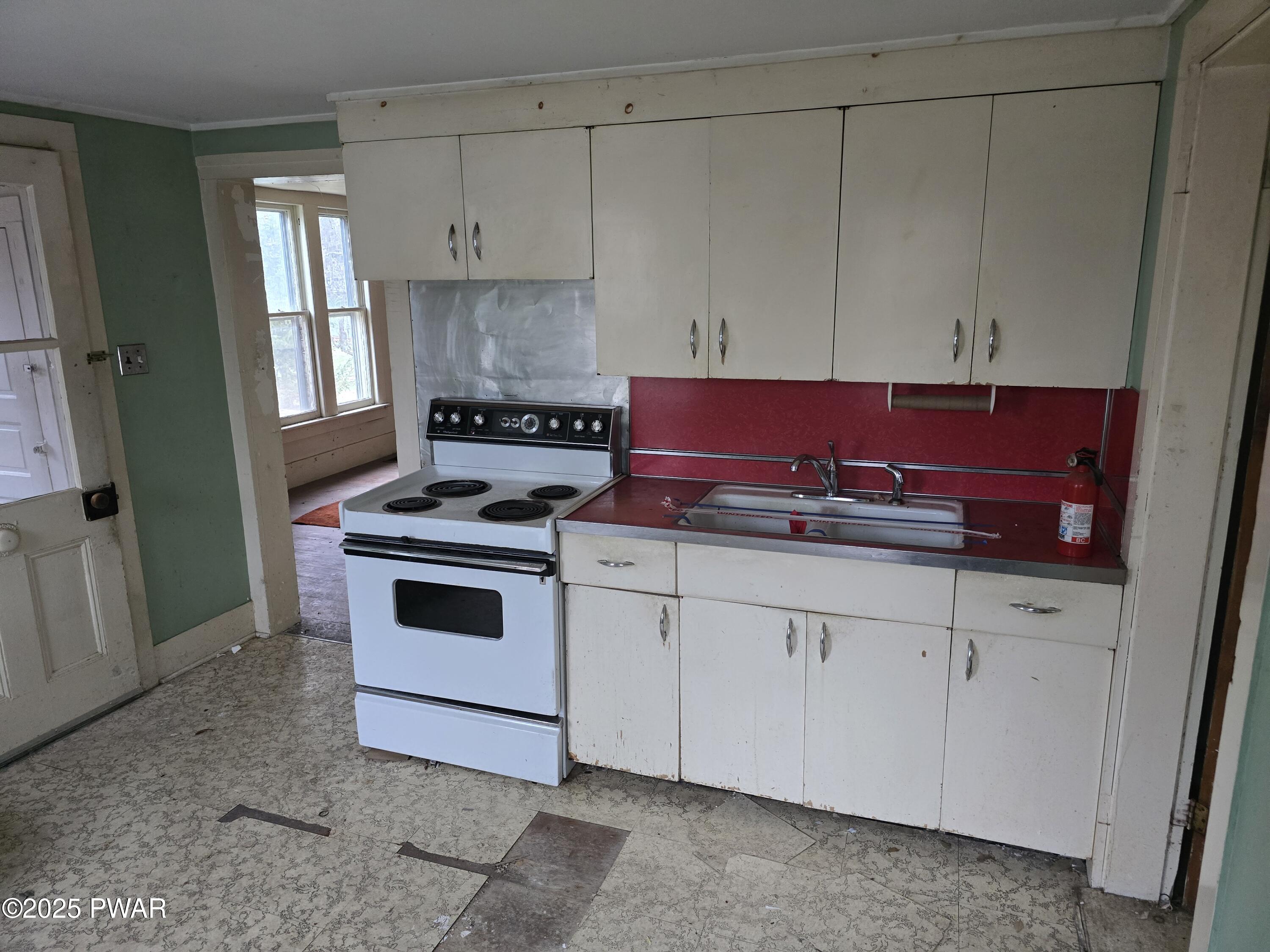 174 Sand Spring Road, Cresco, Pennsylvania image 9