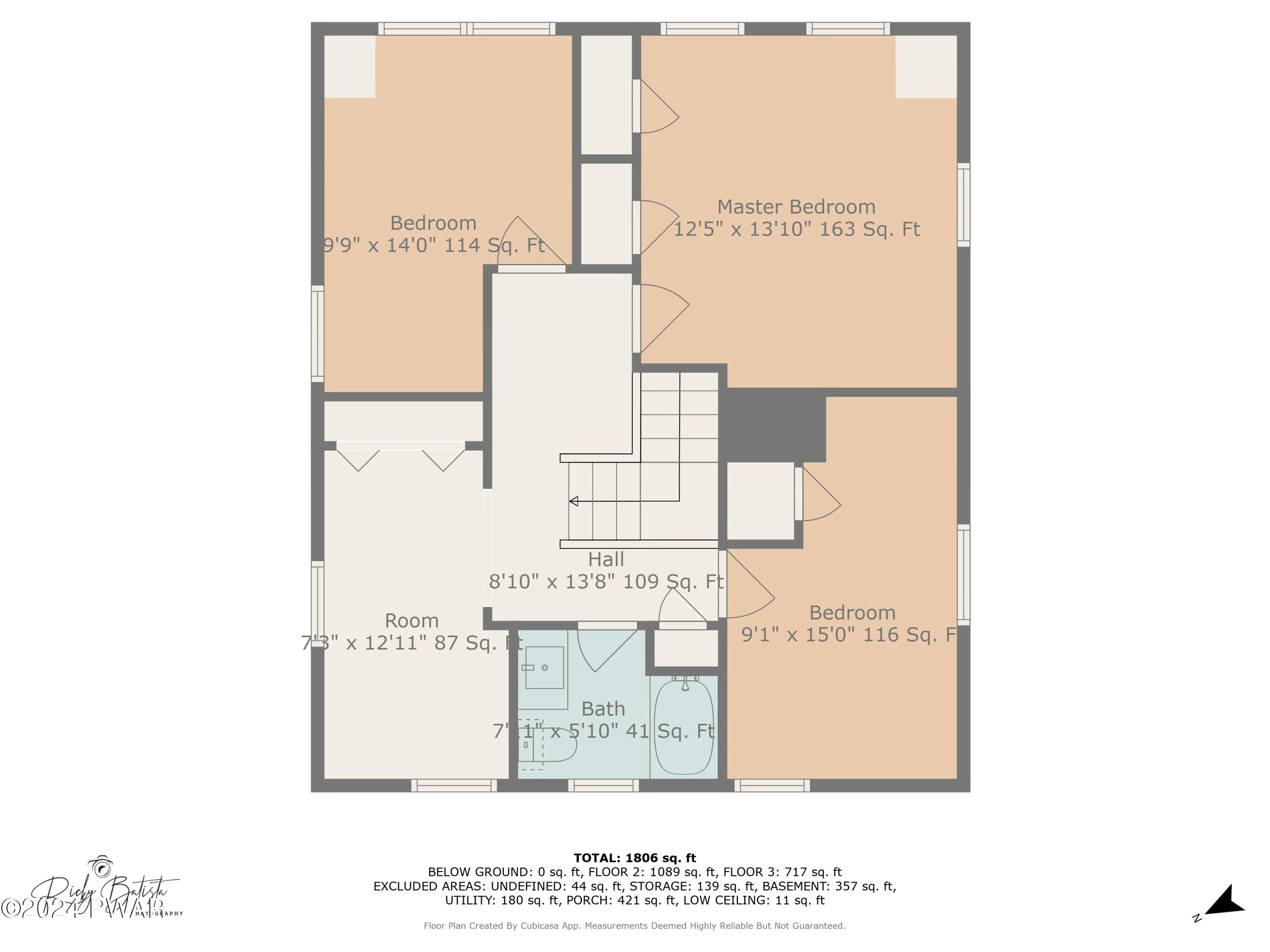 Hawley, Pennsylvania 18428, United States, 4 Bedrooms Bedrooms, ,2 BathroomsBathrooms,Residential,Pending,23922