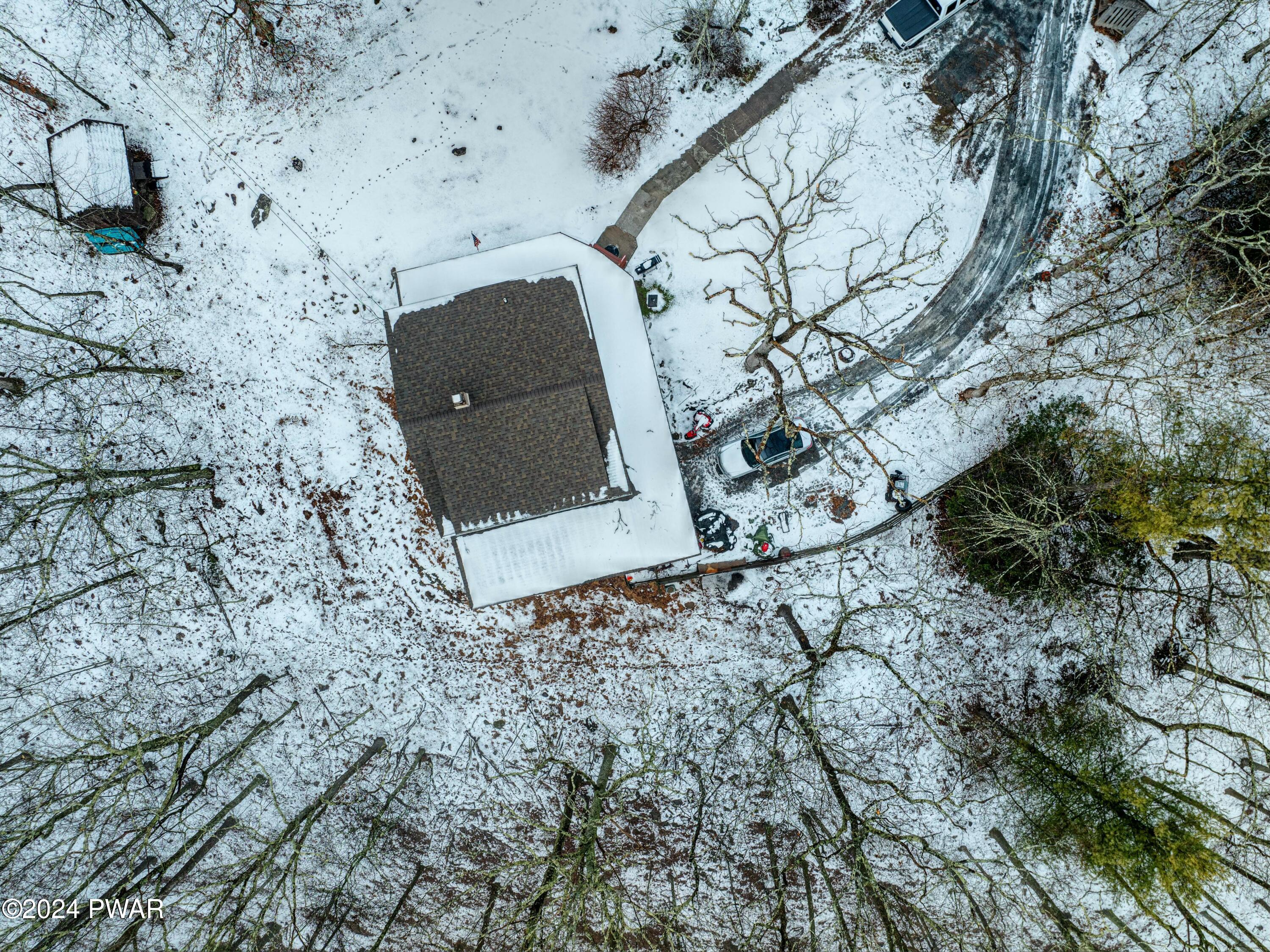 Hawley, Pennsylvania 18428, United States, 4 Bedrooms Bedrooms, ,2 BathroomsBathrooms,Residential,Pending,23922