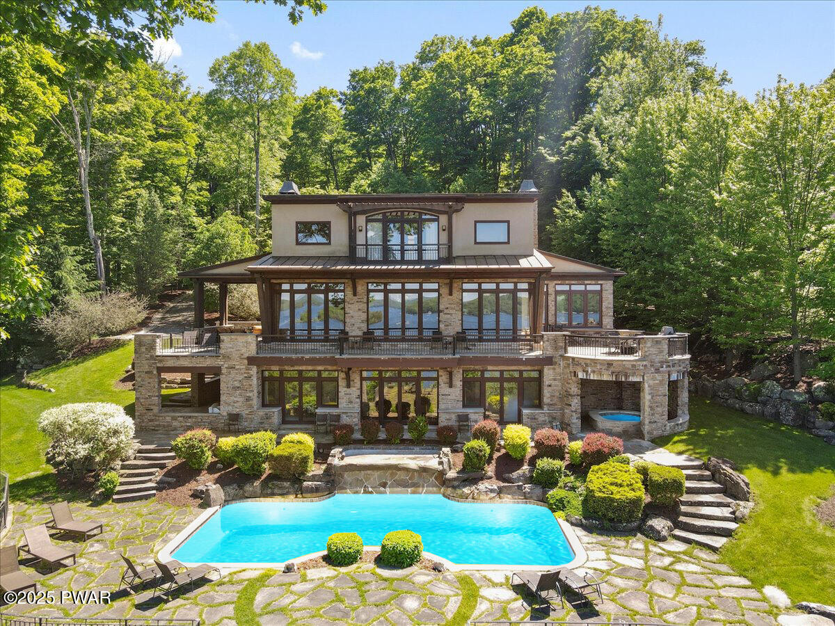 165 Pennwood Drive, Greentown, Pennsylvania image 4