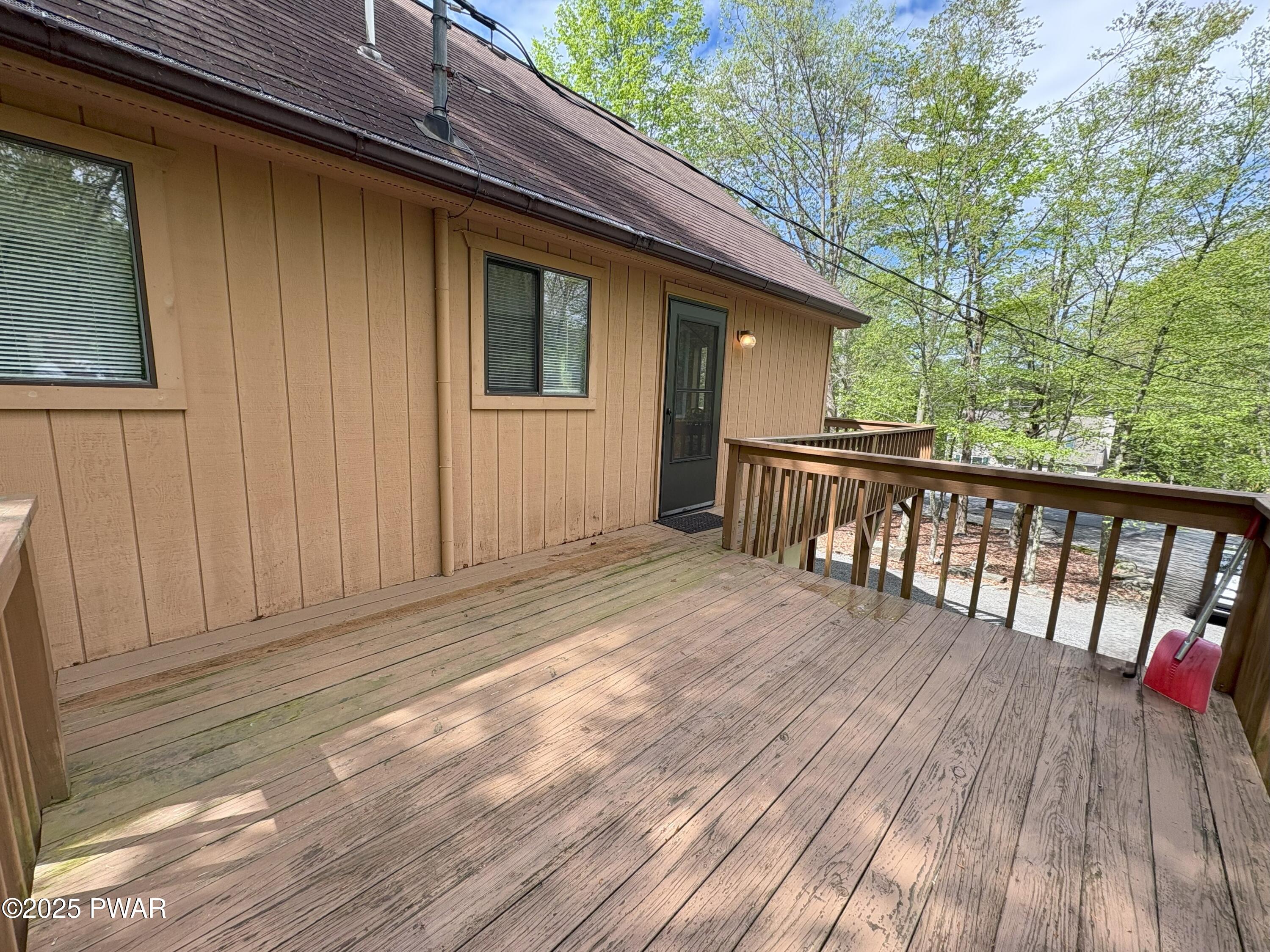 1040 Rainbow Drive, Lake Ariel, Pennsylvania image 5