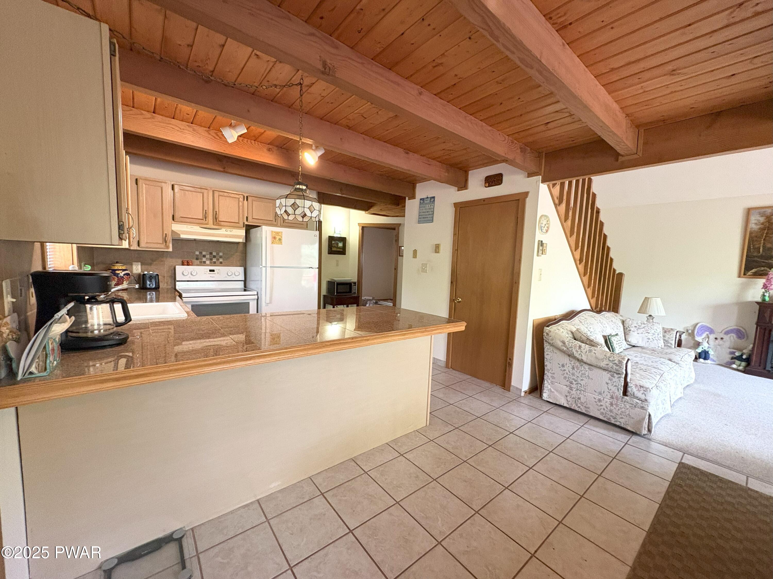 1040 Rainbow Drive, Lake Ariel, Pennsylvania image 11