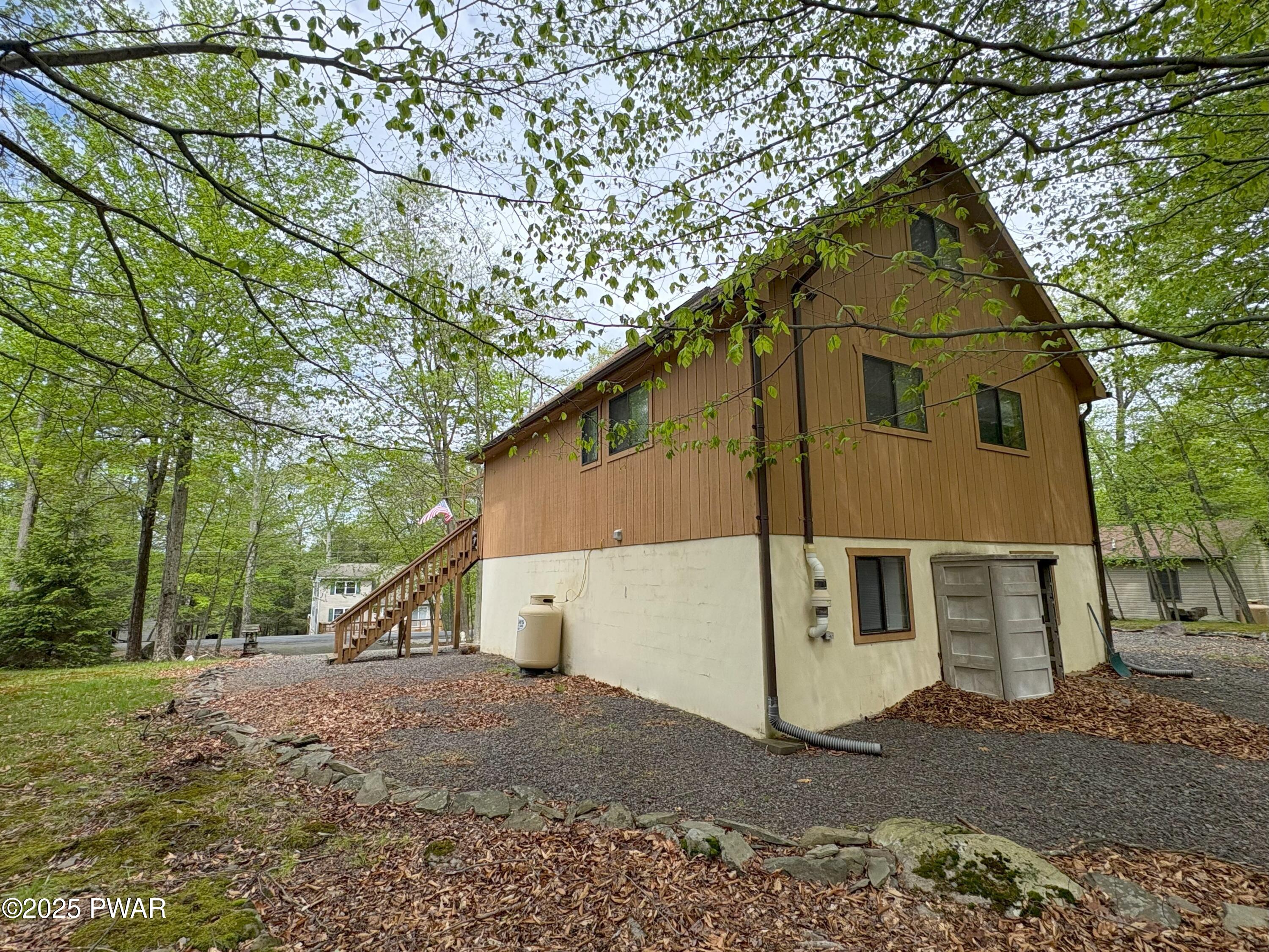 1040 Rainbow Drive, Lake Ariel, Pennsylvania image 6