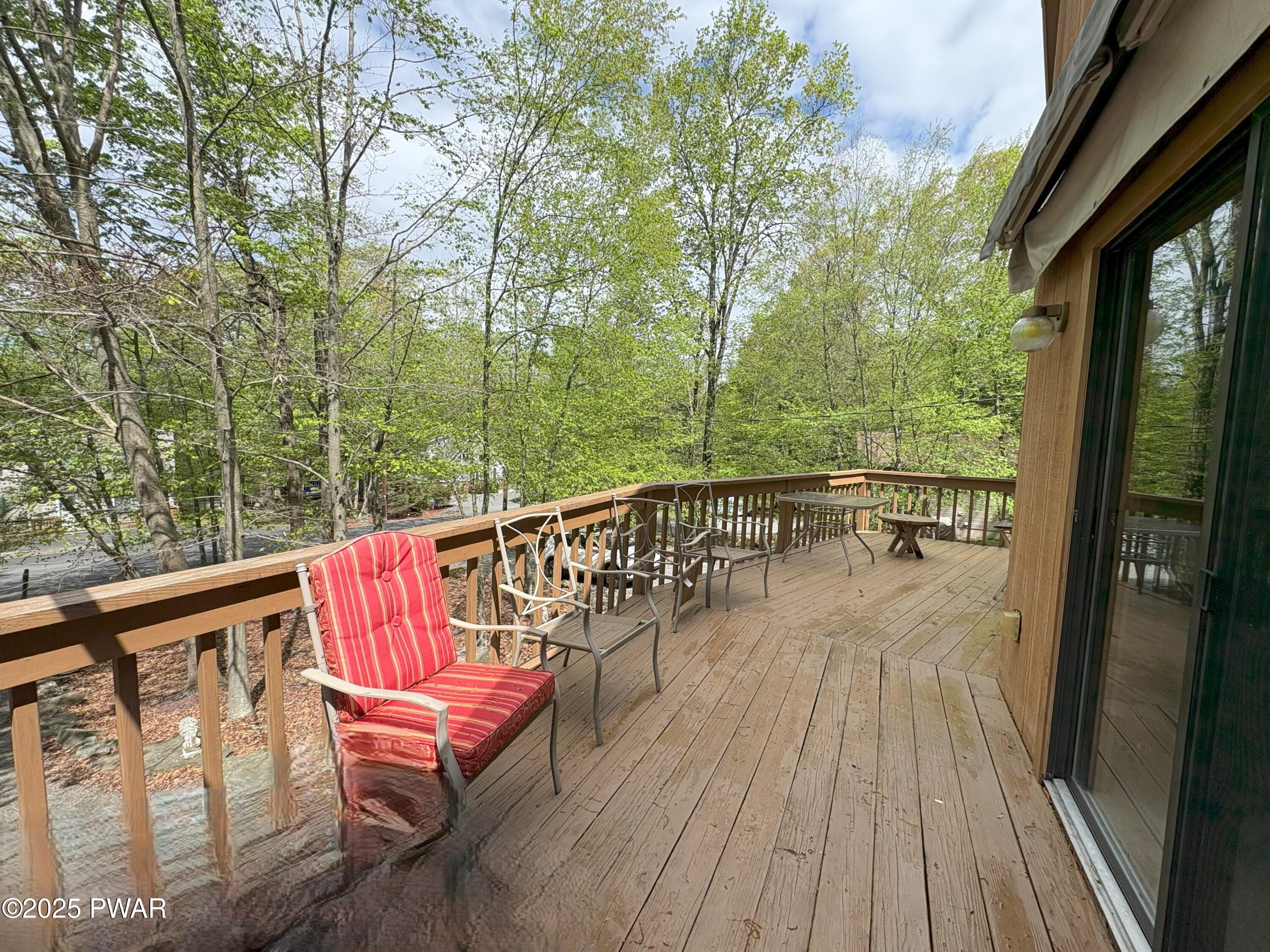 1040 Rainbow Drive, Lake Ariel, Pennsylvania image 4