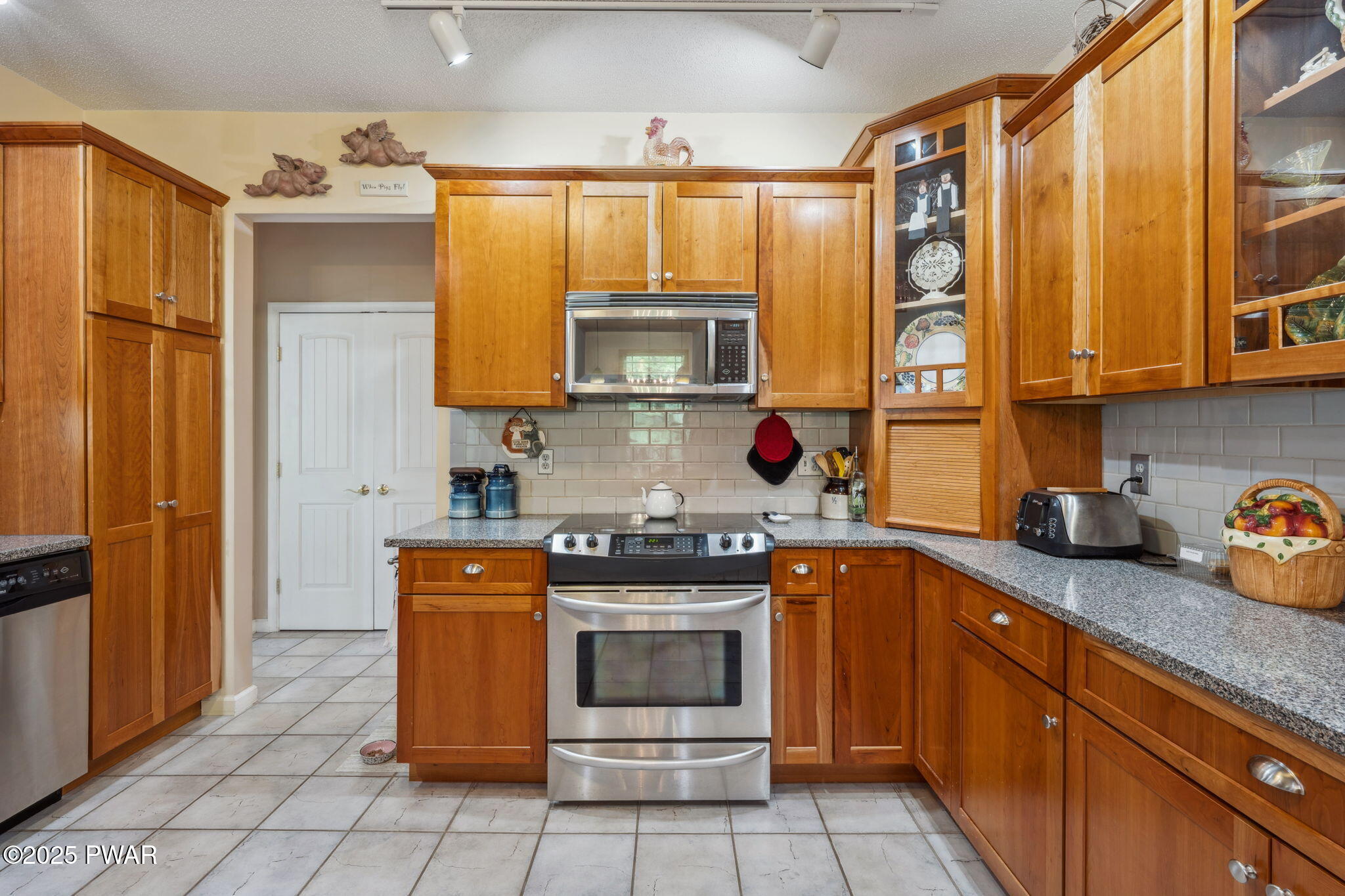 112 Atco Road, Beach Lake, Pennsylvania image 9