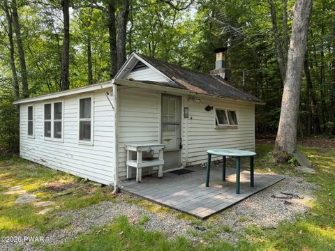 Homes For Sale - 142 Lake Minisink Road<br/> Pike County, Dingmans Ferry, PA 18328