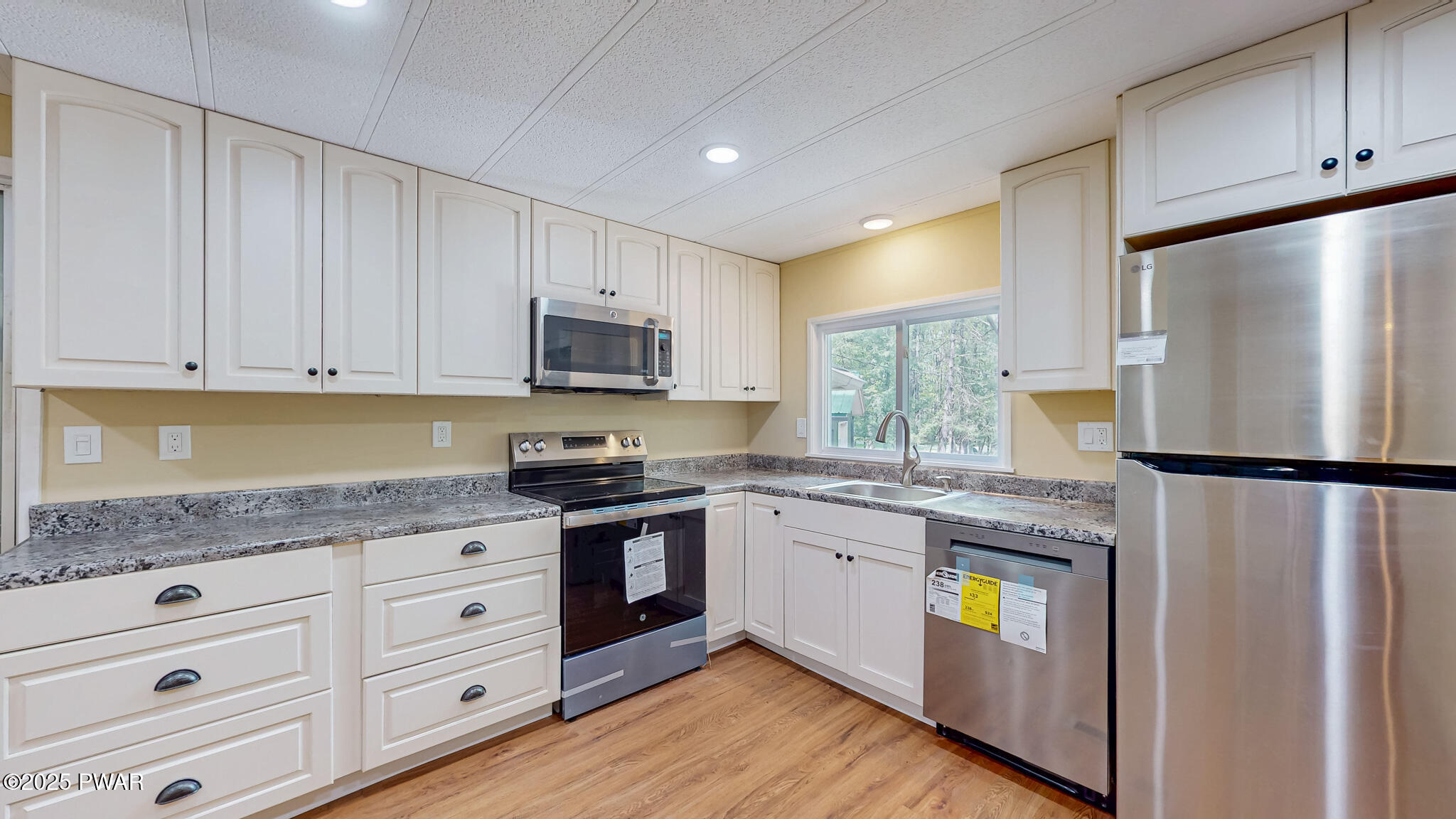 108 Spruce Drive, Shohola, Pennsylvania image 6
