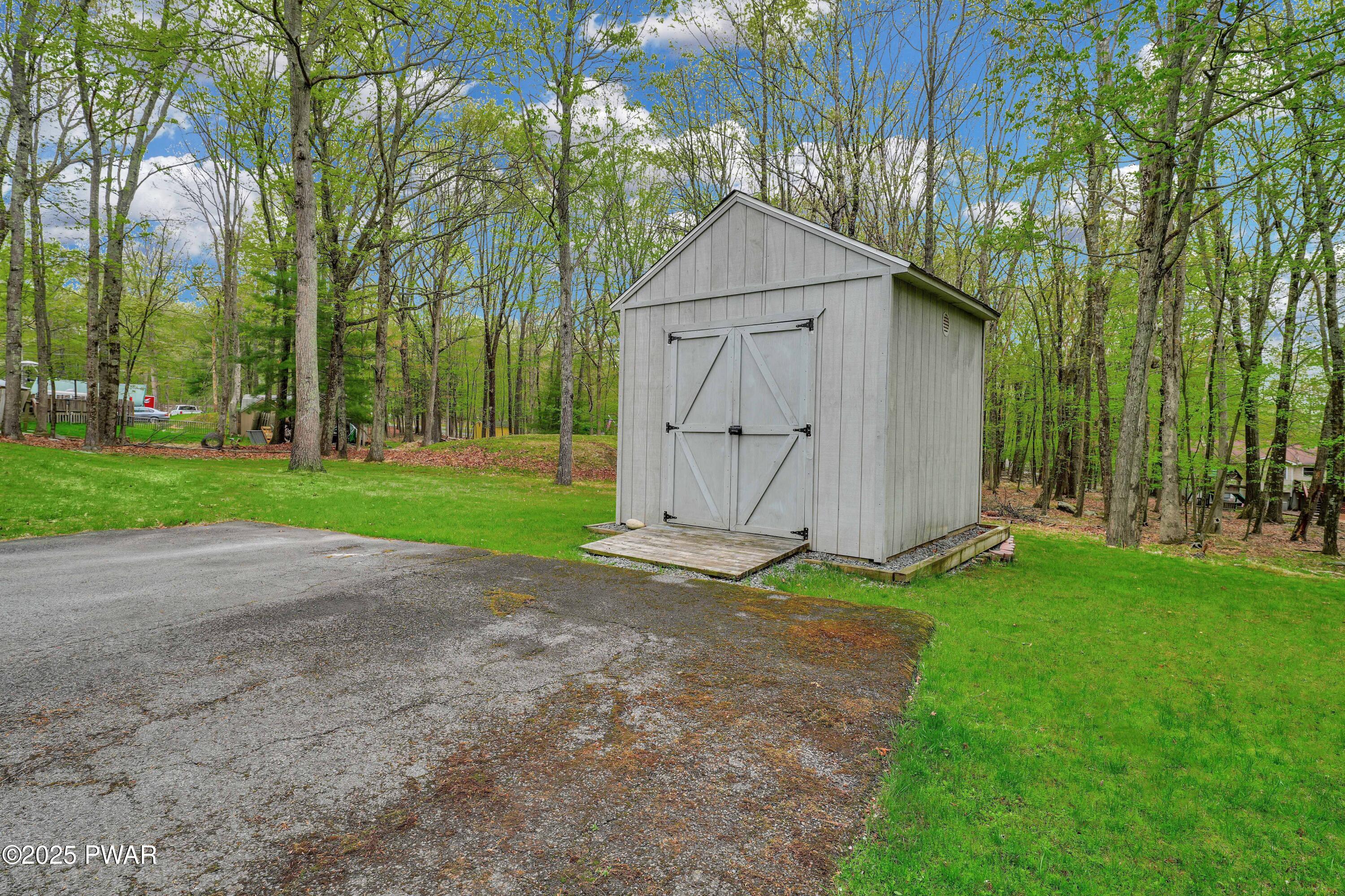 106 Cornelia Lane, Milford, Pennsylvania image 5