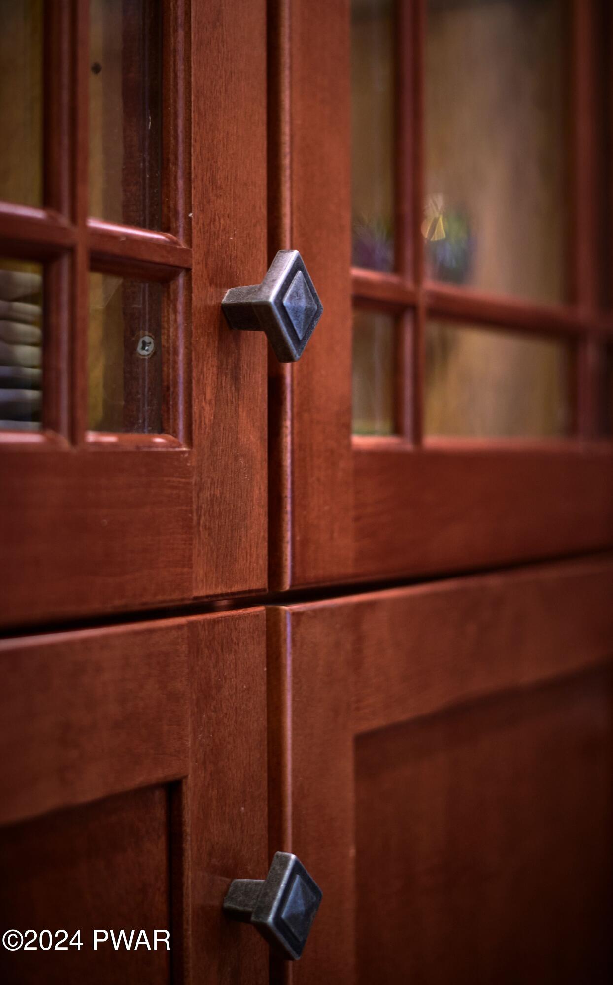 Hawley, Pennsylvania 18428, United States, 5 Bedrooms Bedrooms, ,3 BathroomsBathrooms,Residential,Pending,63404