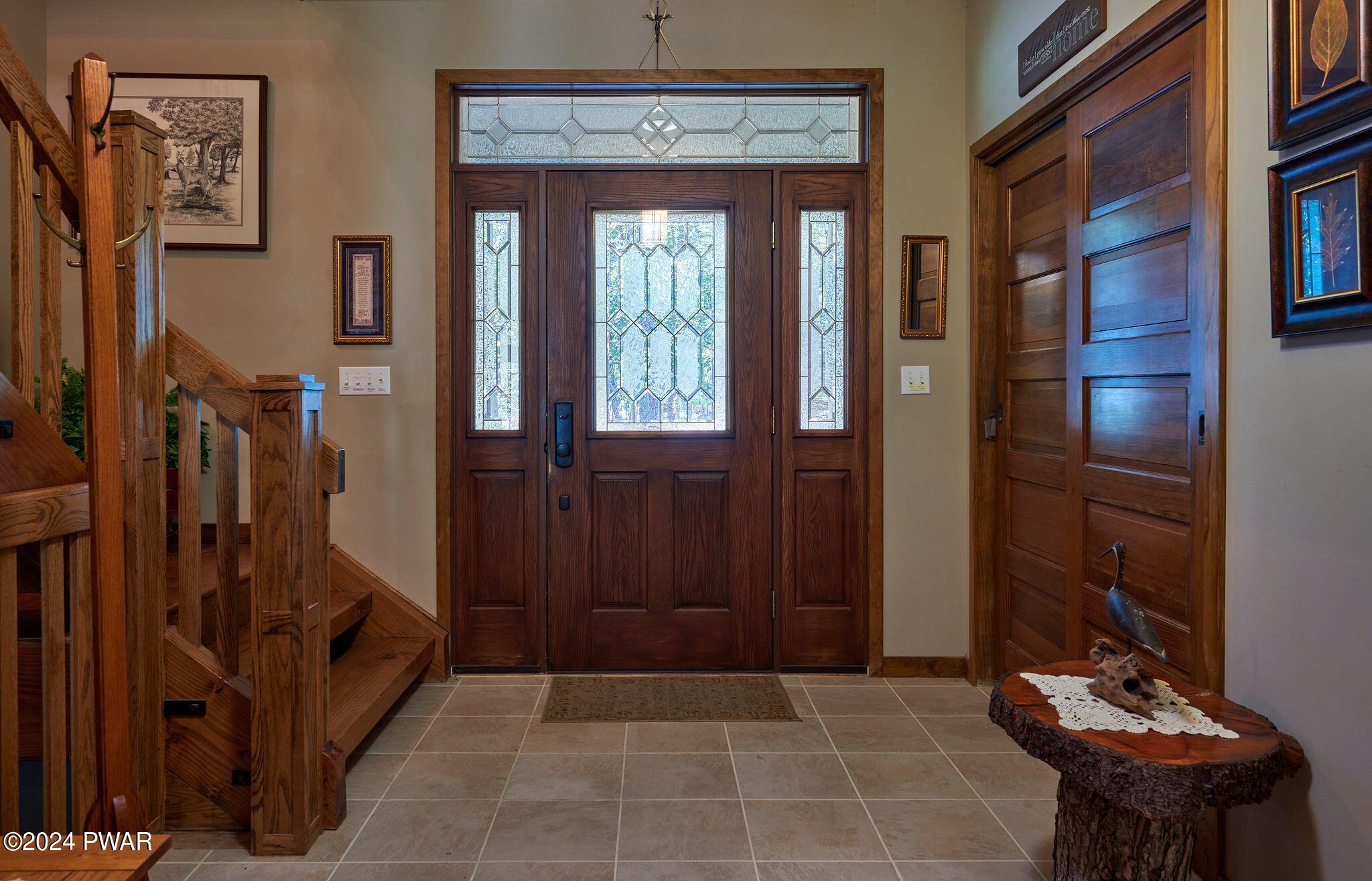 Hawley, Pennsylvania 18428, United States, 5 Bedrooms Bedrooms, ,3 BathroomsBathrooms,Residential,Pending,63404