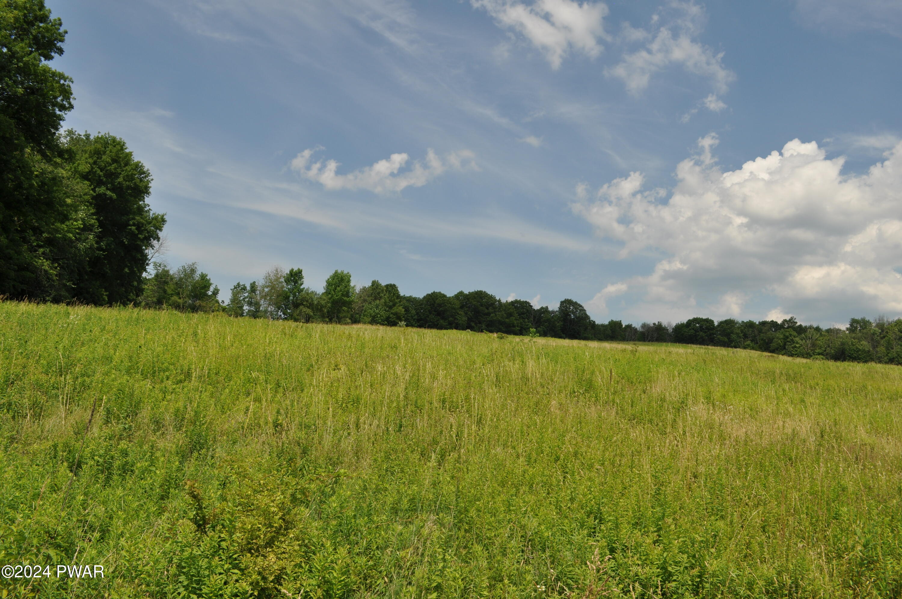 Mid Valley Road, Lake Ariel, Pennsylvania image 17