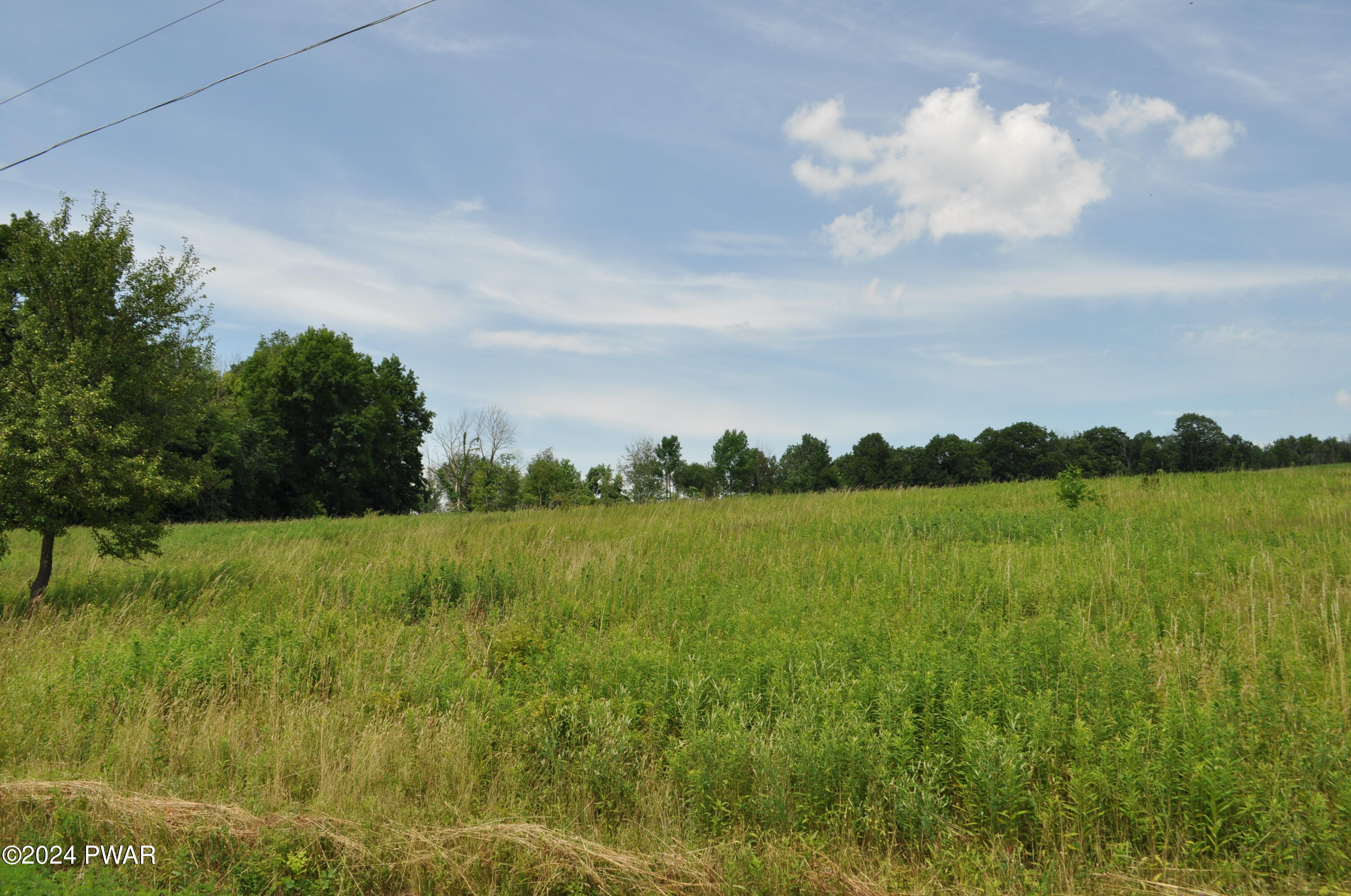 Mid Valley Road, Lake Ariel, Pennsylvania image 3