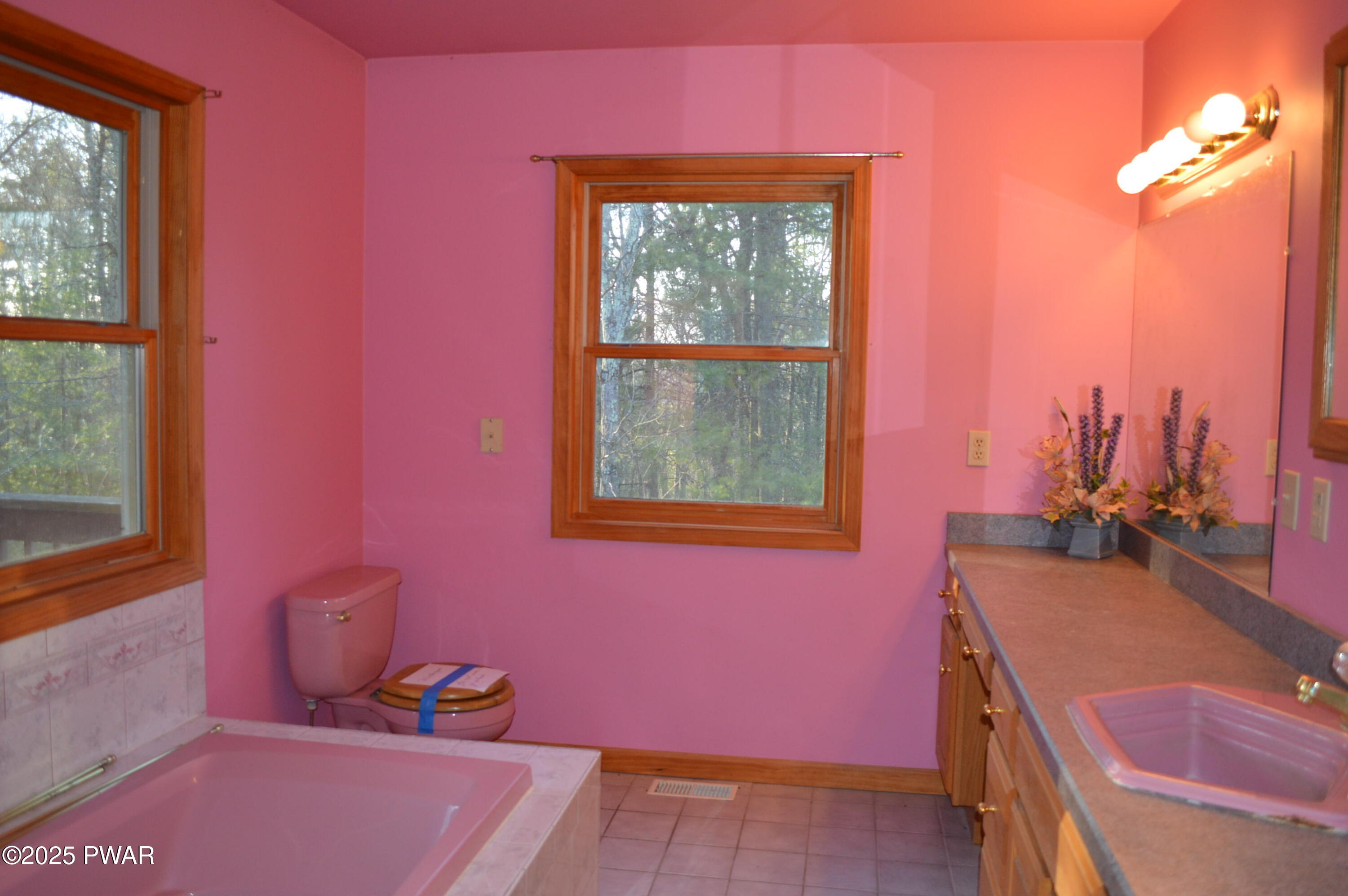 174 Neil Thompson Road, Lackawaxen, Pennsylvania image 11