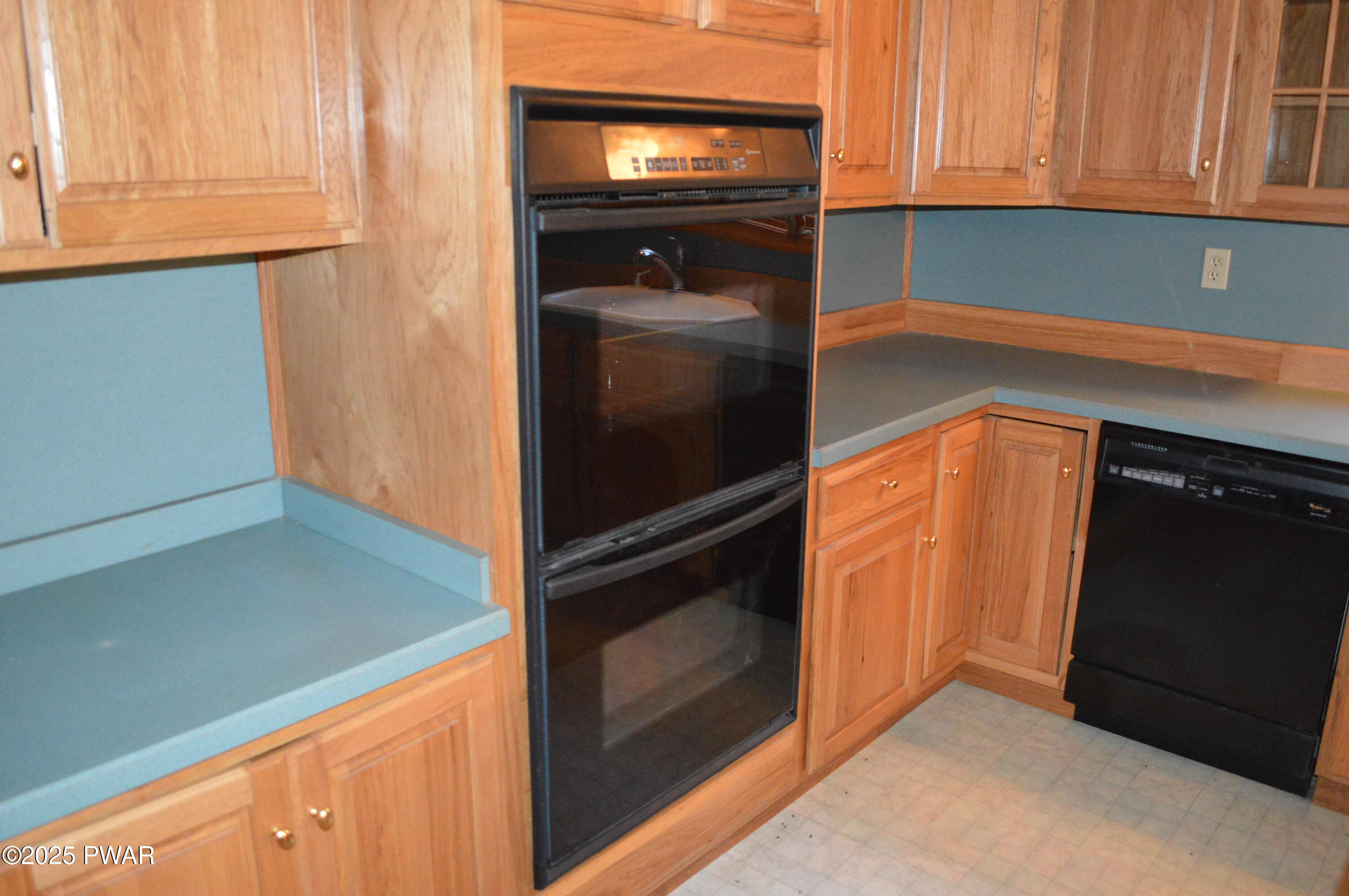174 Neil Thompson Road, Lackawaxen, Pennsylvania image 4