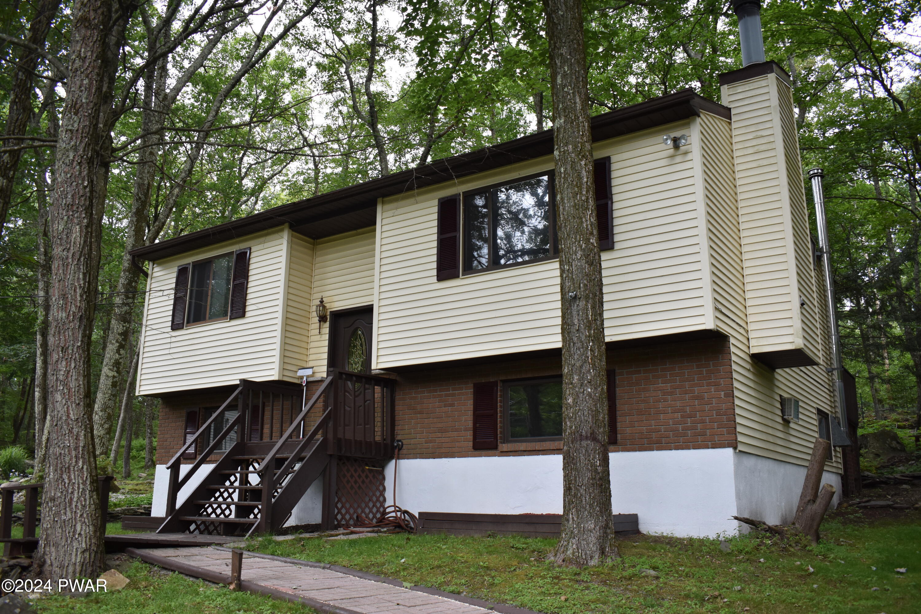 View Lords Valley, PA 18428 house