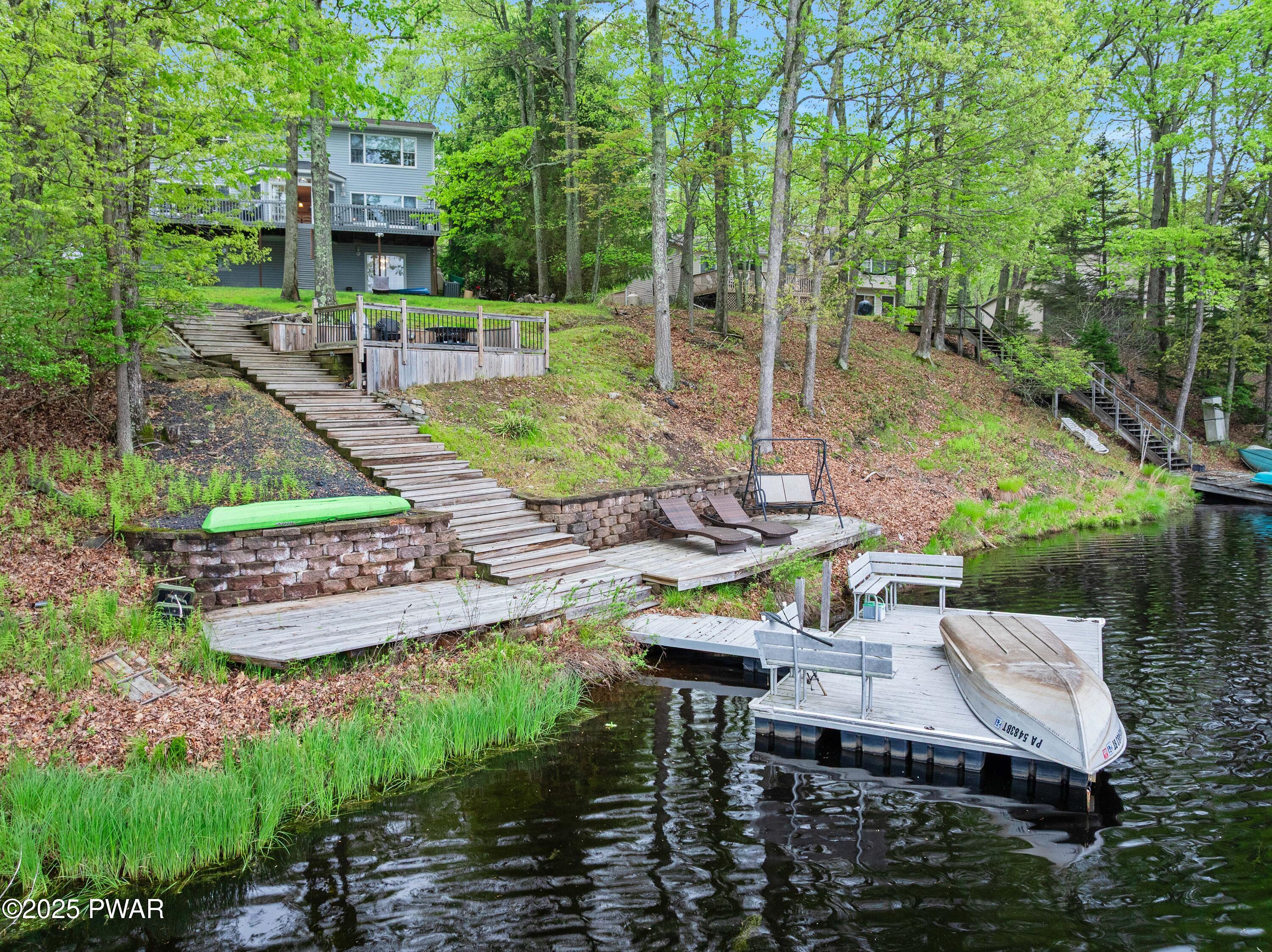 176 Spruce Lake Drive, Milford, Pennsylvania image 1