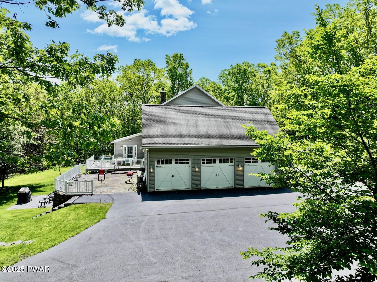 1050 Dewberry Drive, Hawley, Pennsylvania image 12
