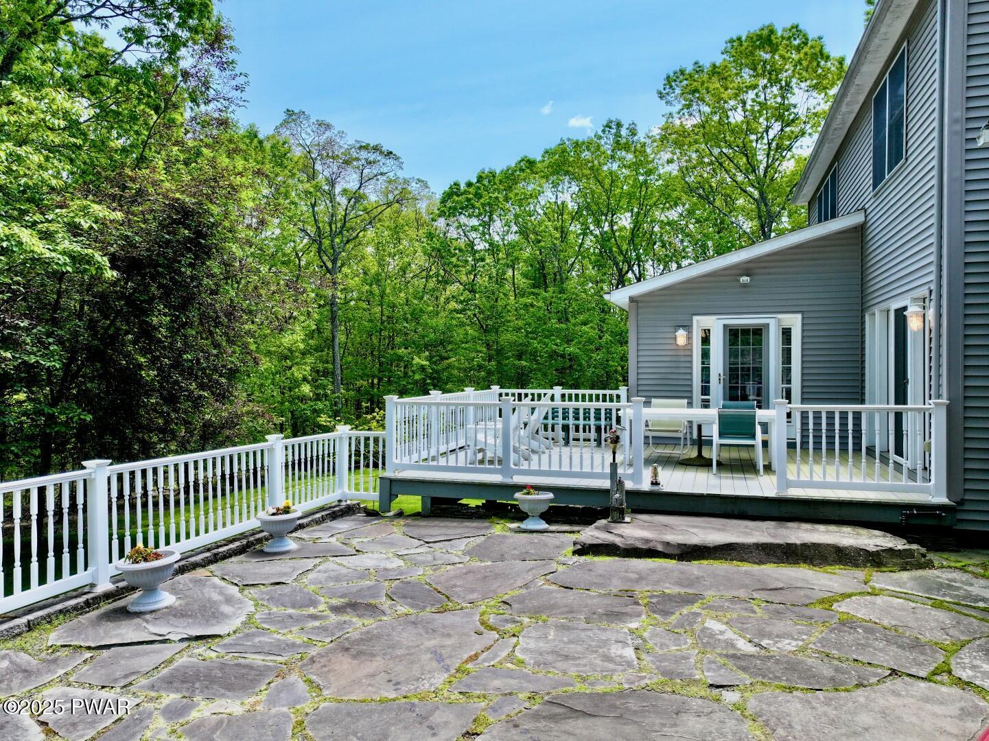 1050 Dewberry Drive, Hawley, Pennsylvania image 17