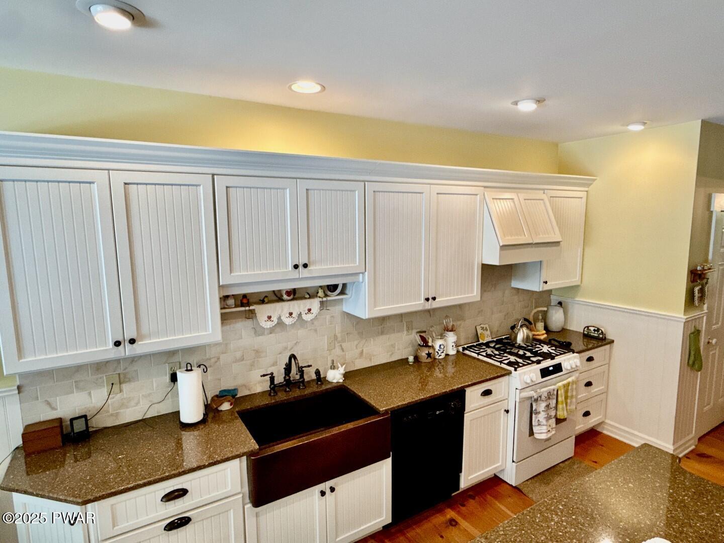1050 Dewberry Drive, Hawley, Pennsylvania image 42