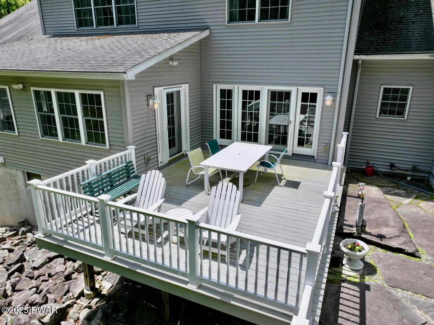 1050 Dewberry Drive, Hawley, Pennsylvania image 15