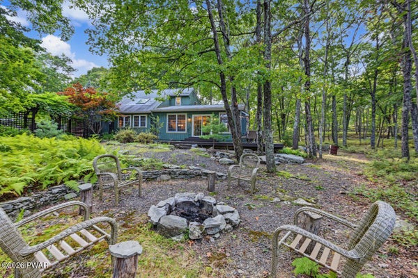 101 HIGH RIDGE RD, DINGMANS FERRY, PA 18328 - Image ce9d72e5d0ca38914bf1b9c8f9e7e24c/2557036059