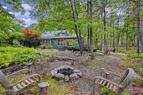 101 HIGH RIDGE RD, DINGMANS FERRY, PA 18328 - Image ce9d72e5d0ca38914bf1b9c8f9e7e24c/3178156363