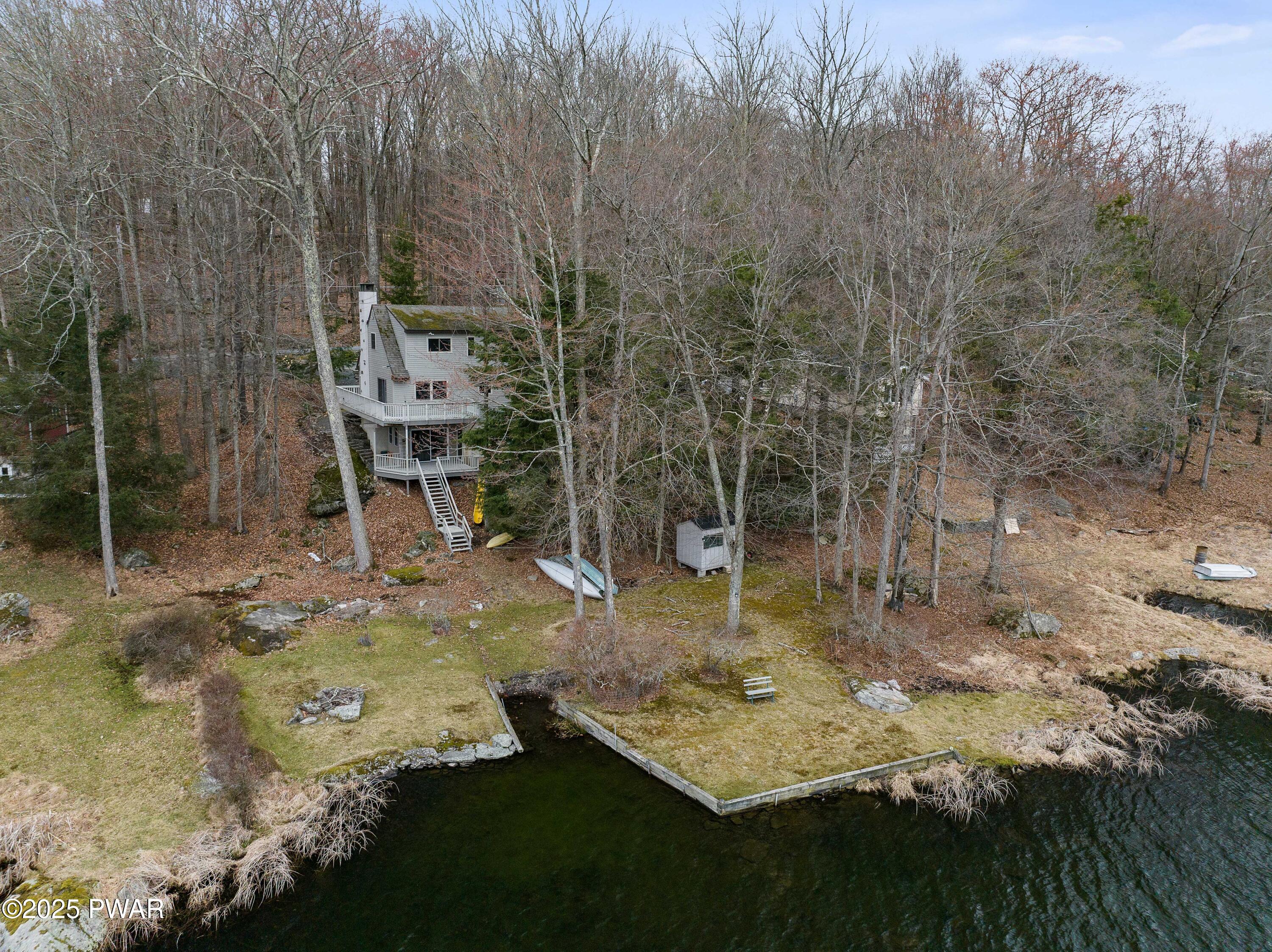 129 W. Shore Drive Drive, Hawley, Pennsylvania image 1