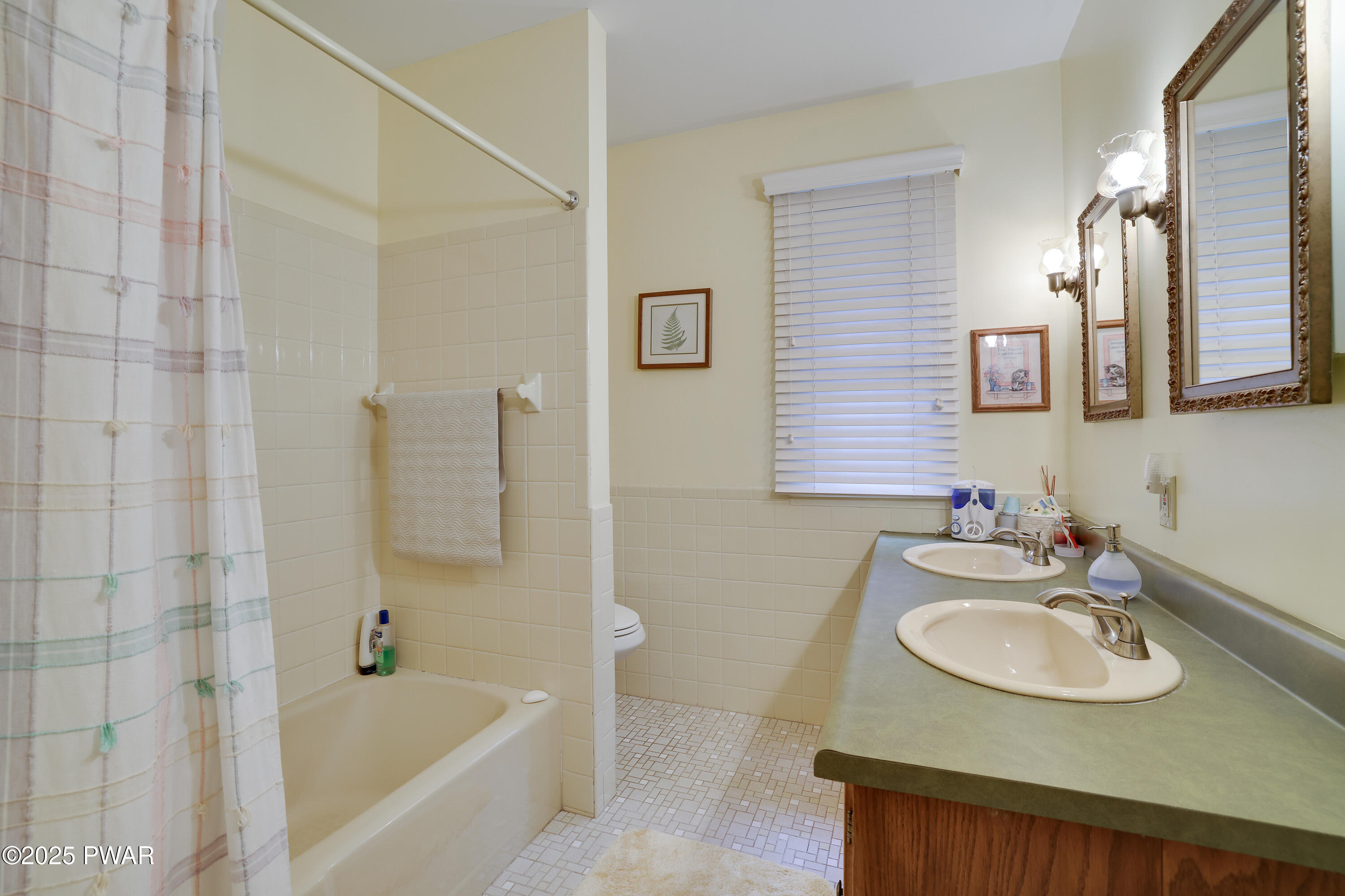 129 W. Shore Drive Drive, Hawley, Pennsylvania image 29