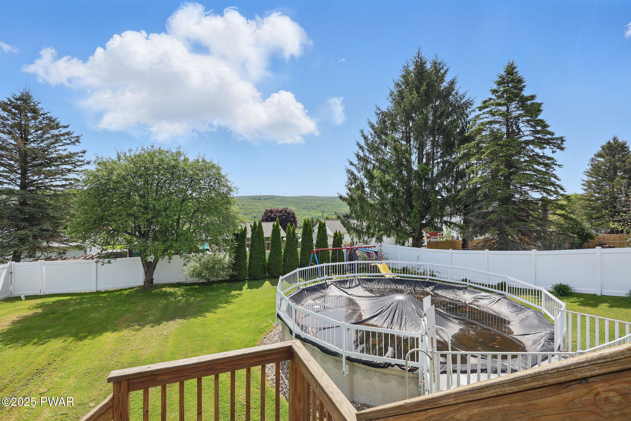330 Susquehanna Street, Forest City, Pennsylvania image 32