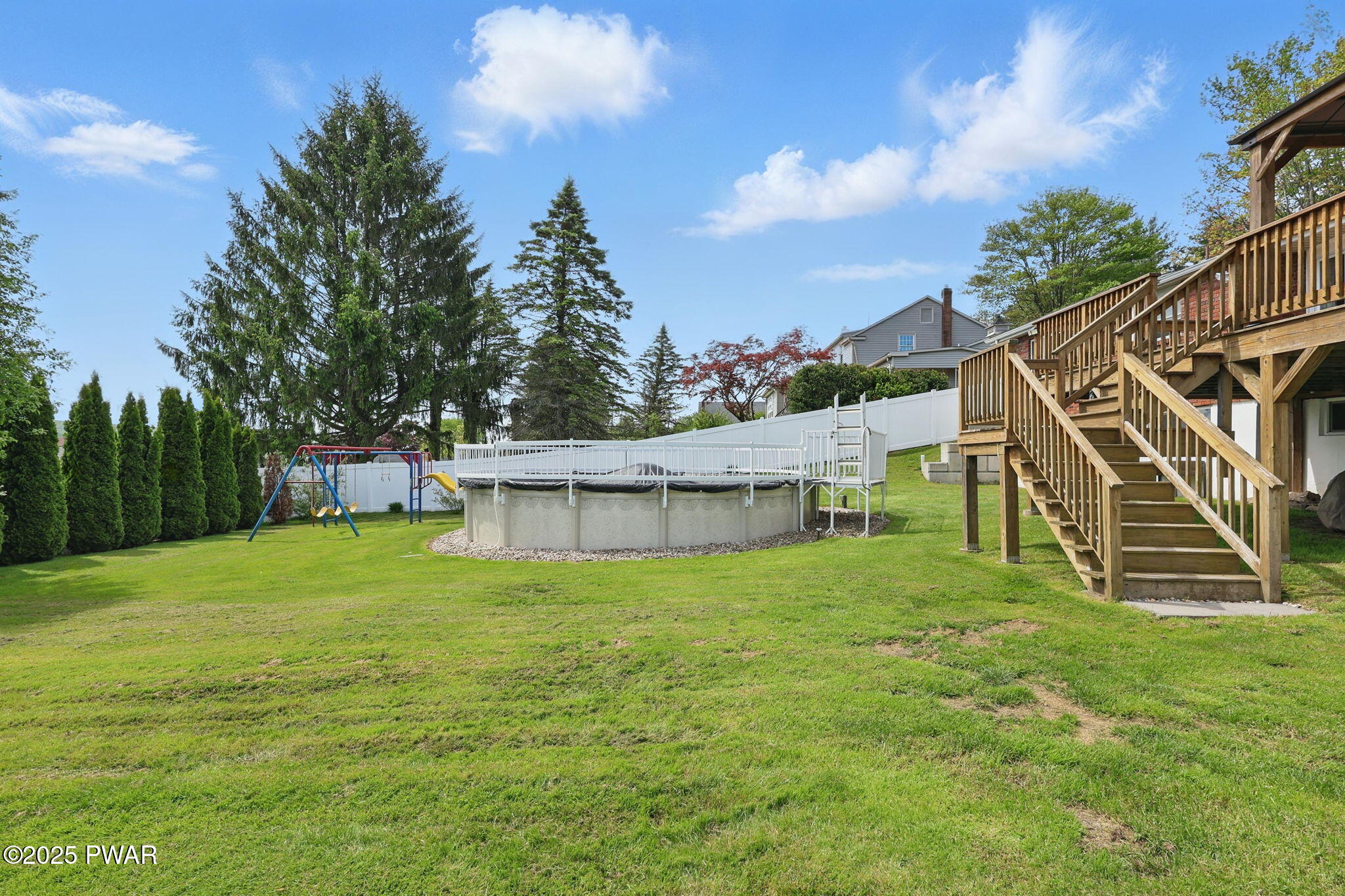 330 Susquehanna Street, Forest City, Pennsylvania image 33