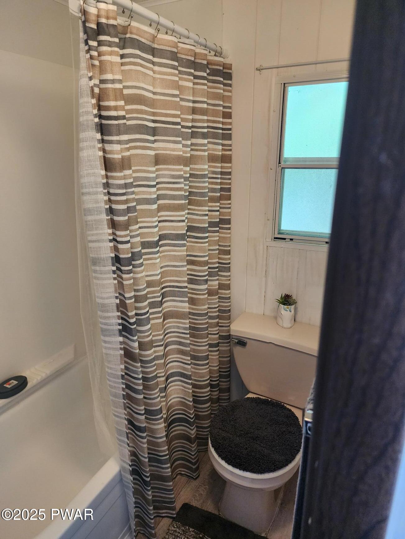100 S Granite Drive, Greentown, Pennsylvania image 6