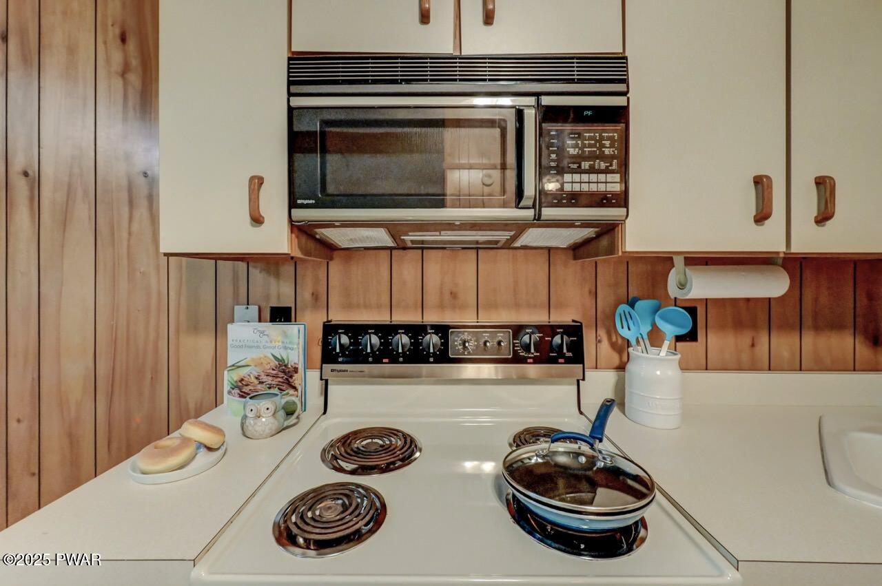 106 Aspen Ridge Drive, Hawley, Pennsylvania image 30