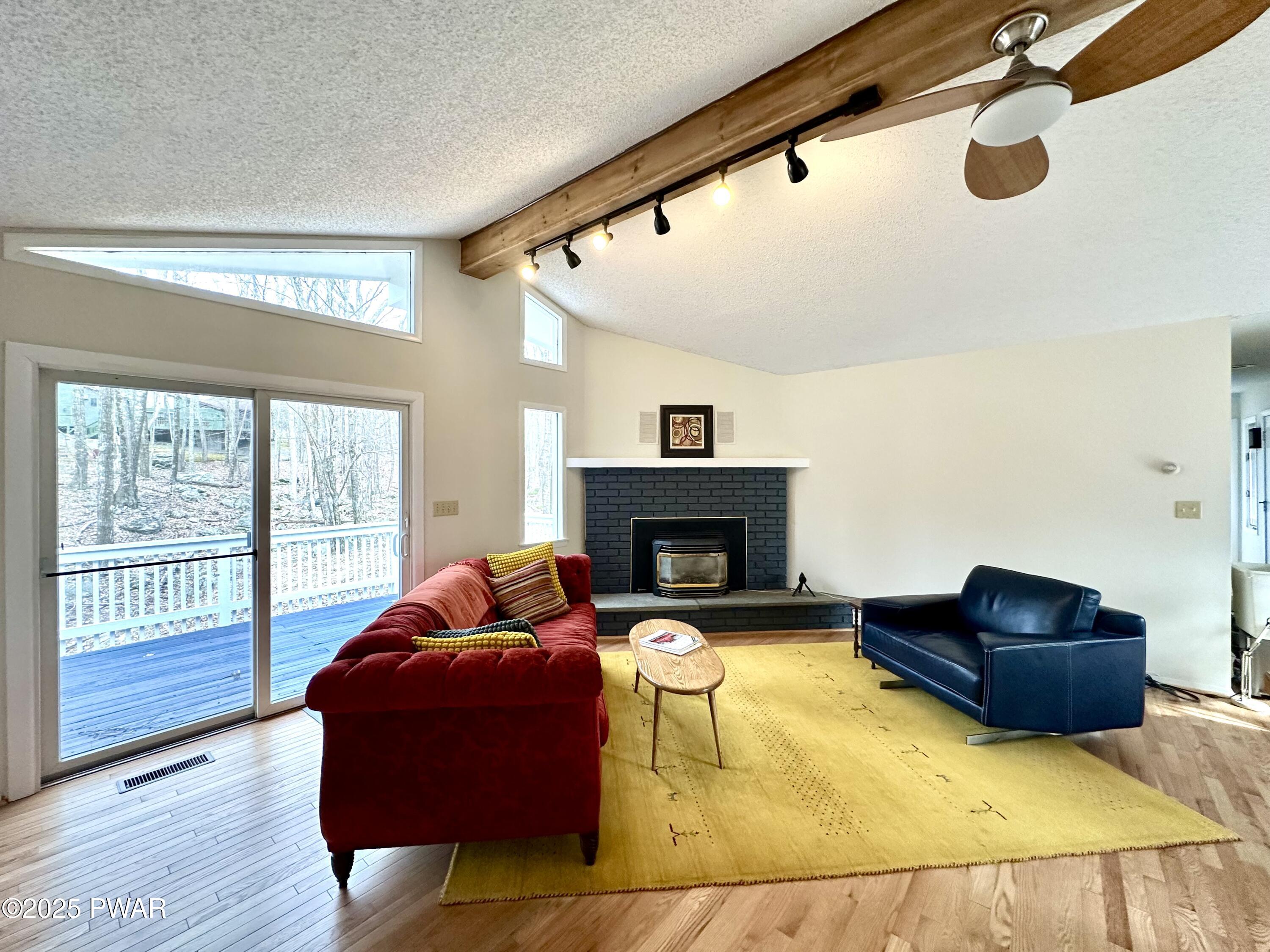 107 Ridgeway Drive, Hawley, Pennsylvania image 3