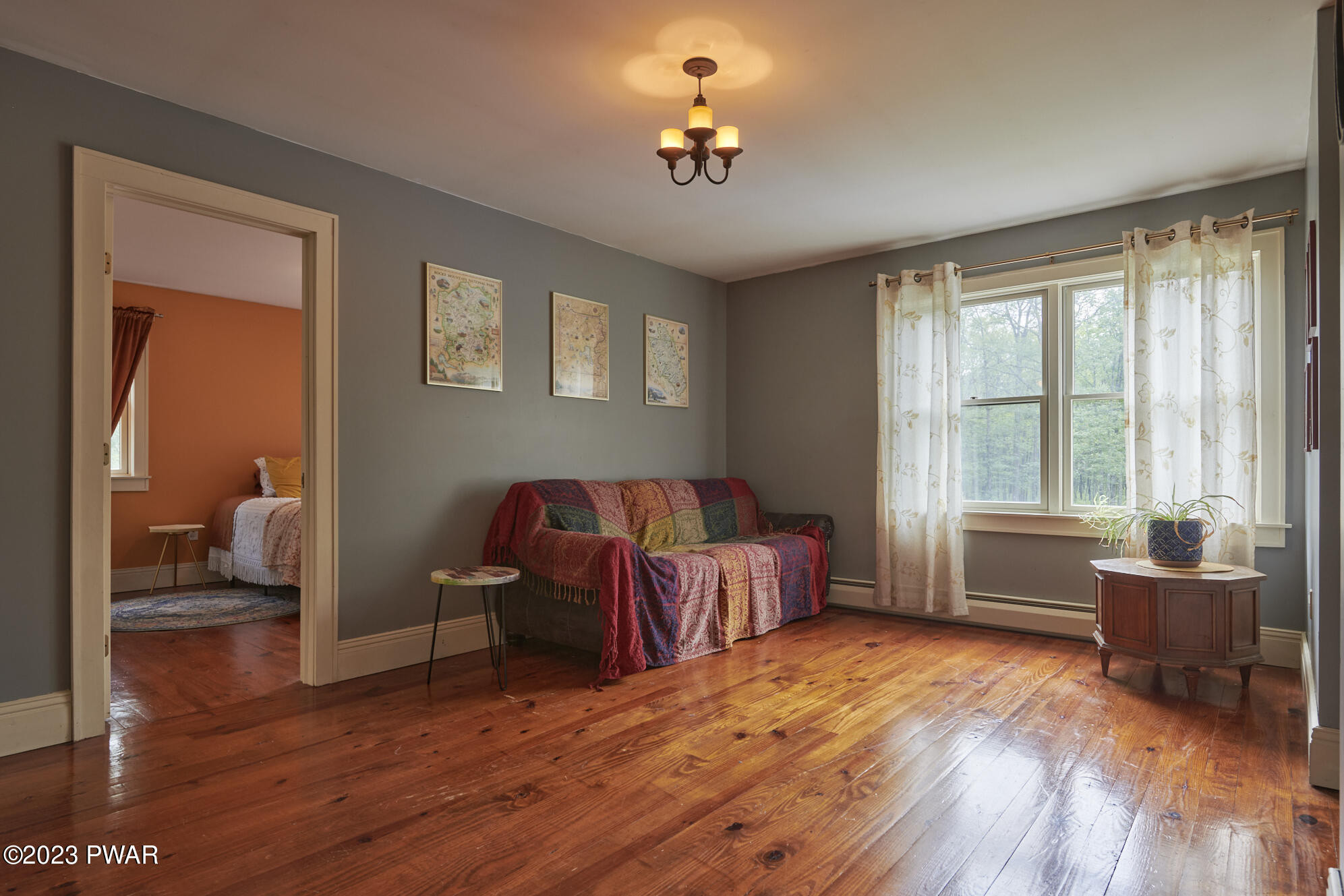 Hawley, Pennsylvania 18428, United States, 5 Bedrooms Bedrooms, ,3 BathroomsBathrooms,Residential,Active,197901