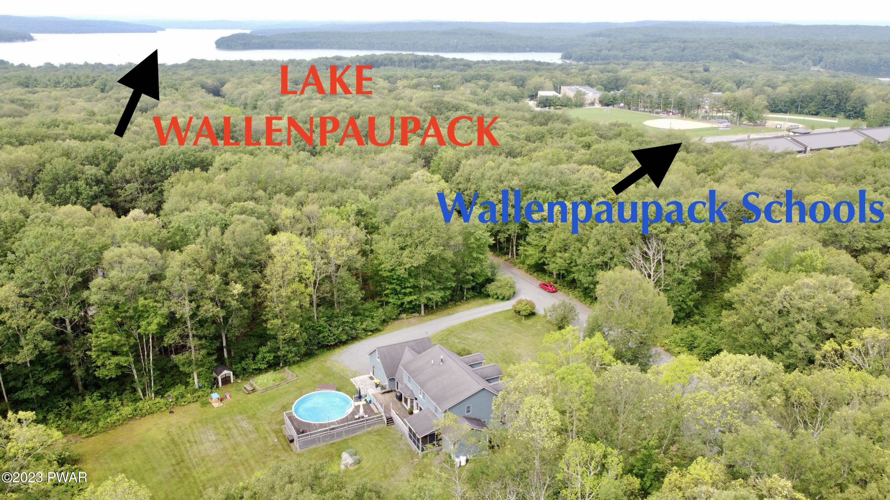 Hawley, Pennsylvania 18428, United States, 5 Bedrooms Bedrooms, ,3 BathroomsBathrooms,Residential,Active,197901