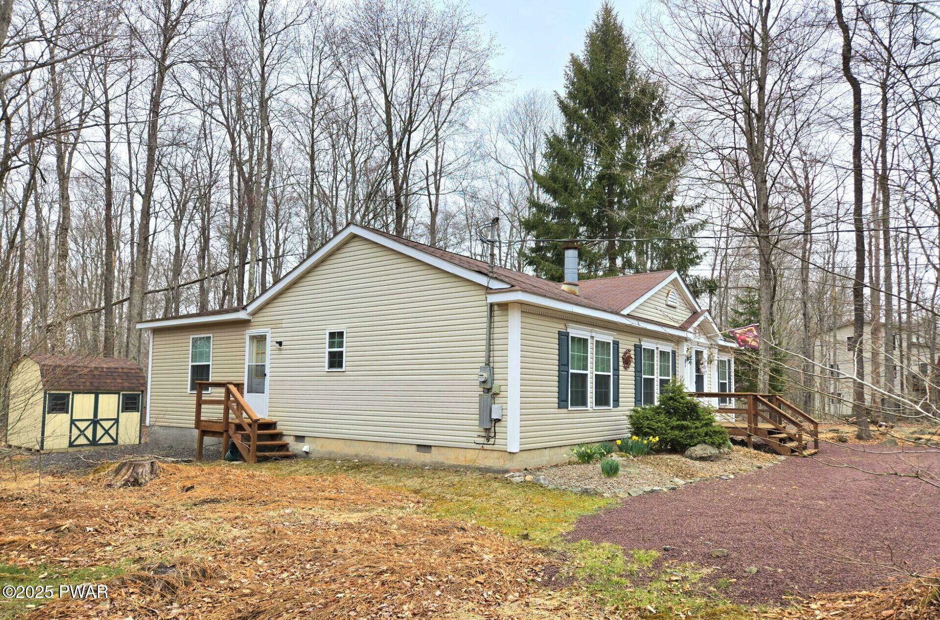127 Maxatawny Drive, Pocono Lake, Pennsylvania image 6