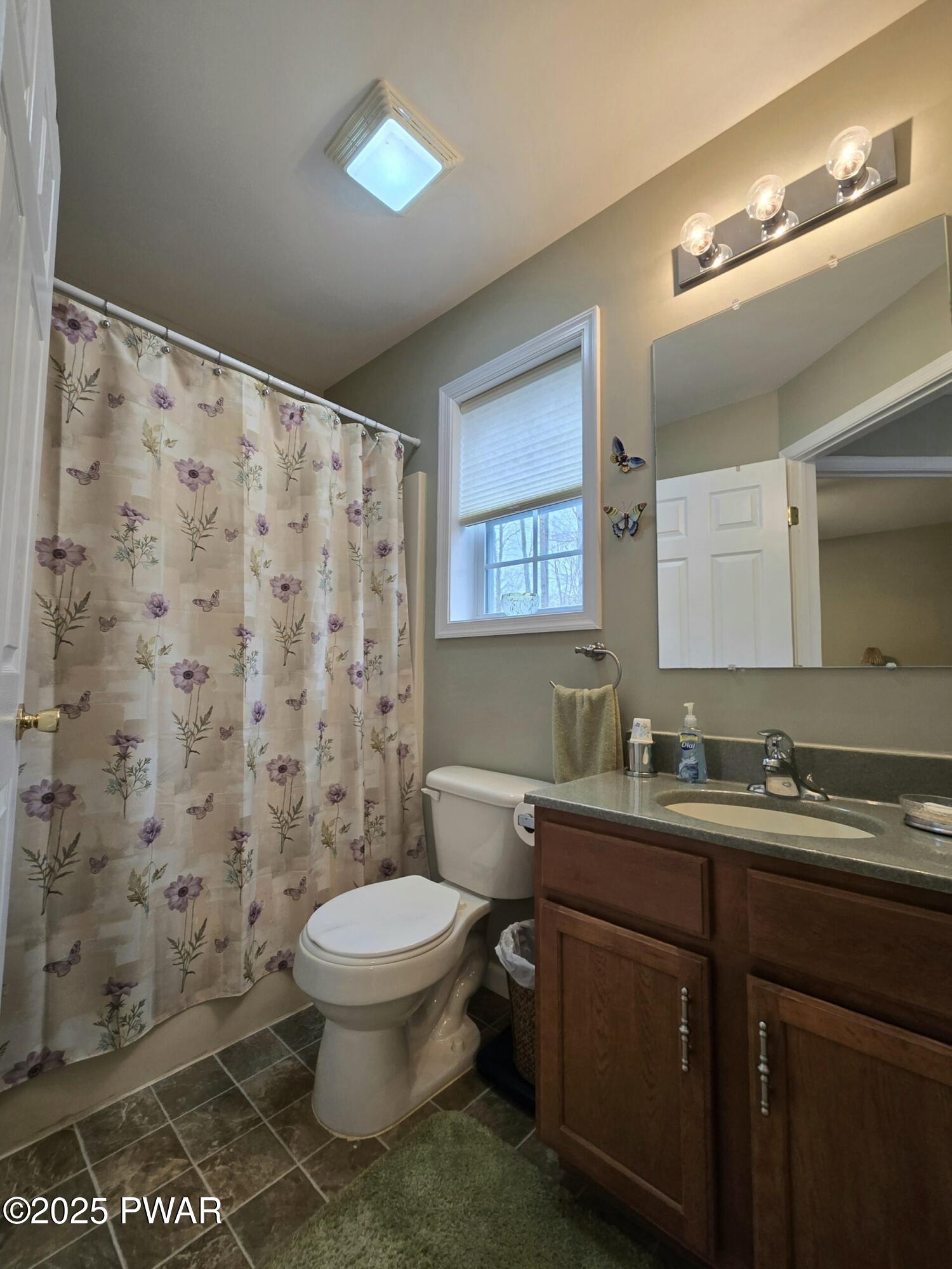 127 Maxatawny Drive, Pocono Lake, Pennsylvania image 39