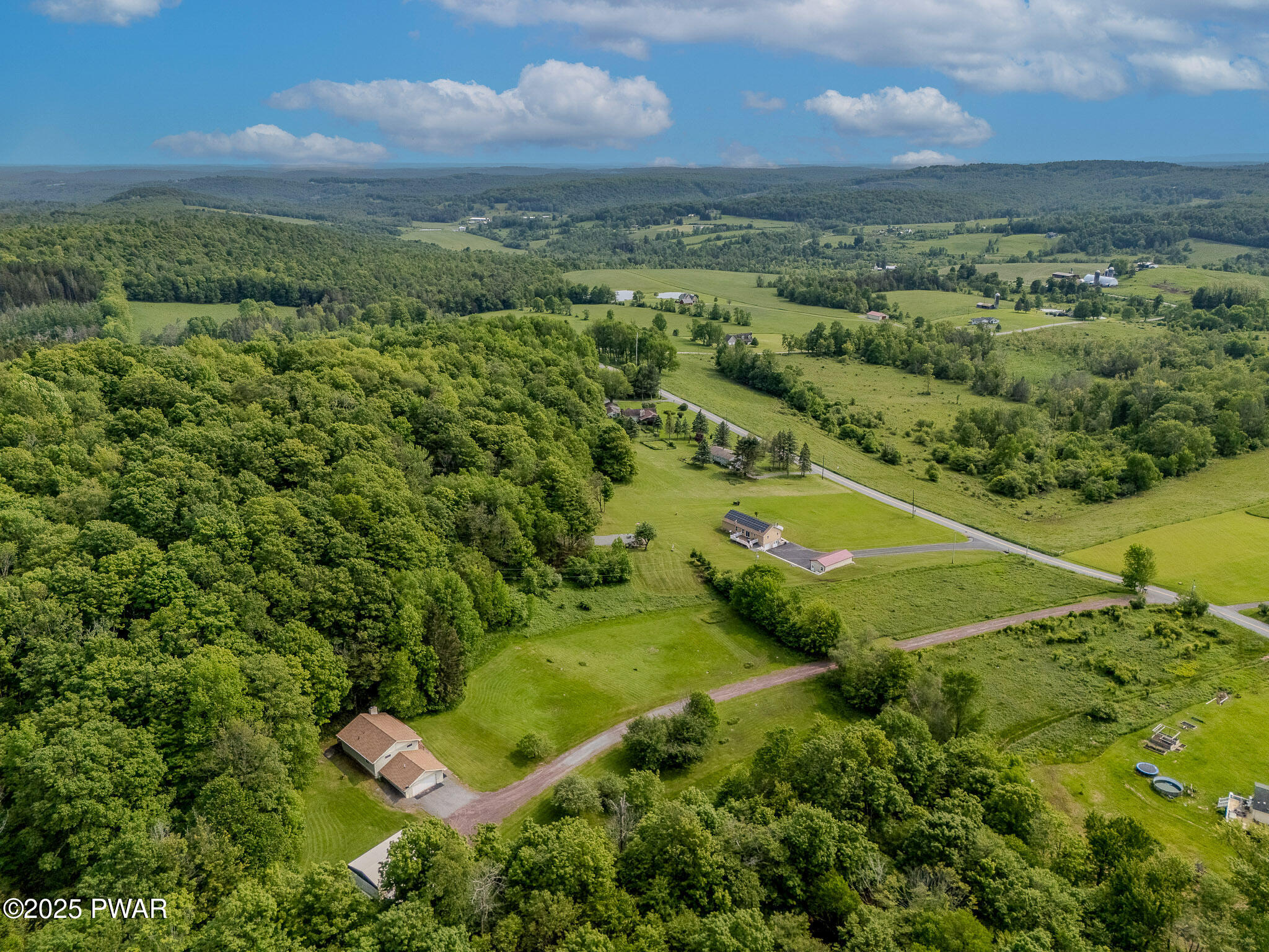 26 Moes Manor, Tyler Hill, Pennsylvania image 2