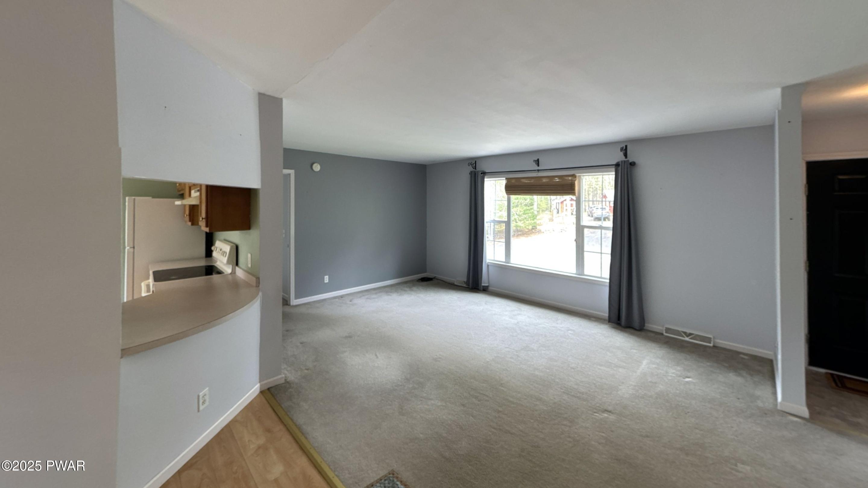 158 Kemadobi Circle, Dingmans Ferry, Pennsylvania image 3
