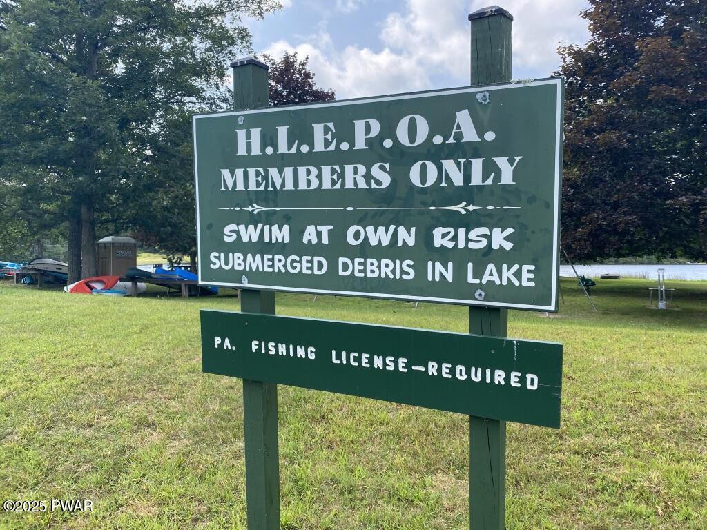 Hawley, Pennsylvania 18428, United States, 4 Bedrooms Bedrooms, ,3 BathroomsBathrooms,Residential,Active,95782