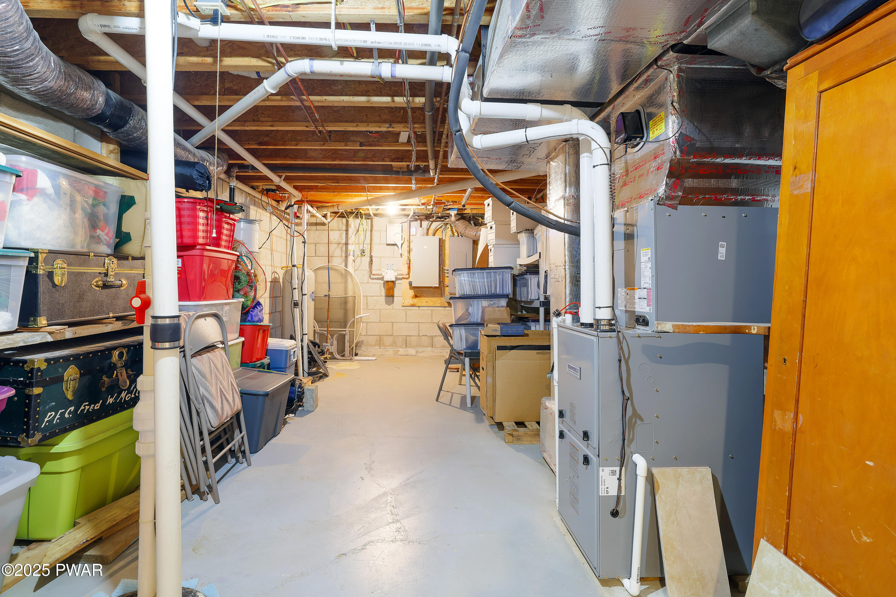 Hawley, Pennsylvania 18428, United States, 4 Bedrooms Bedrooms, ,3 BathroomsBathrooms,Residential,Active,95782