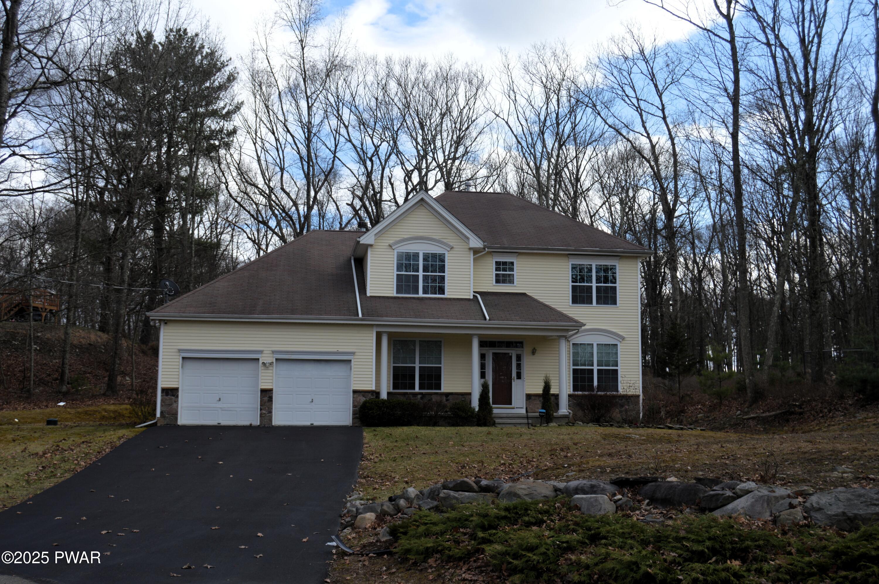 504 St Ives Court, Bushkill, Pennsylvania image 1